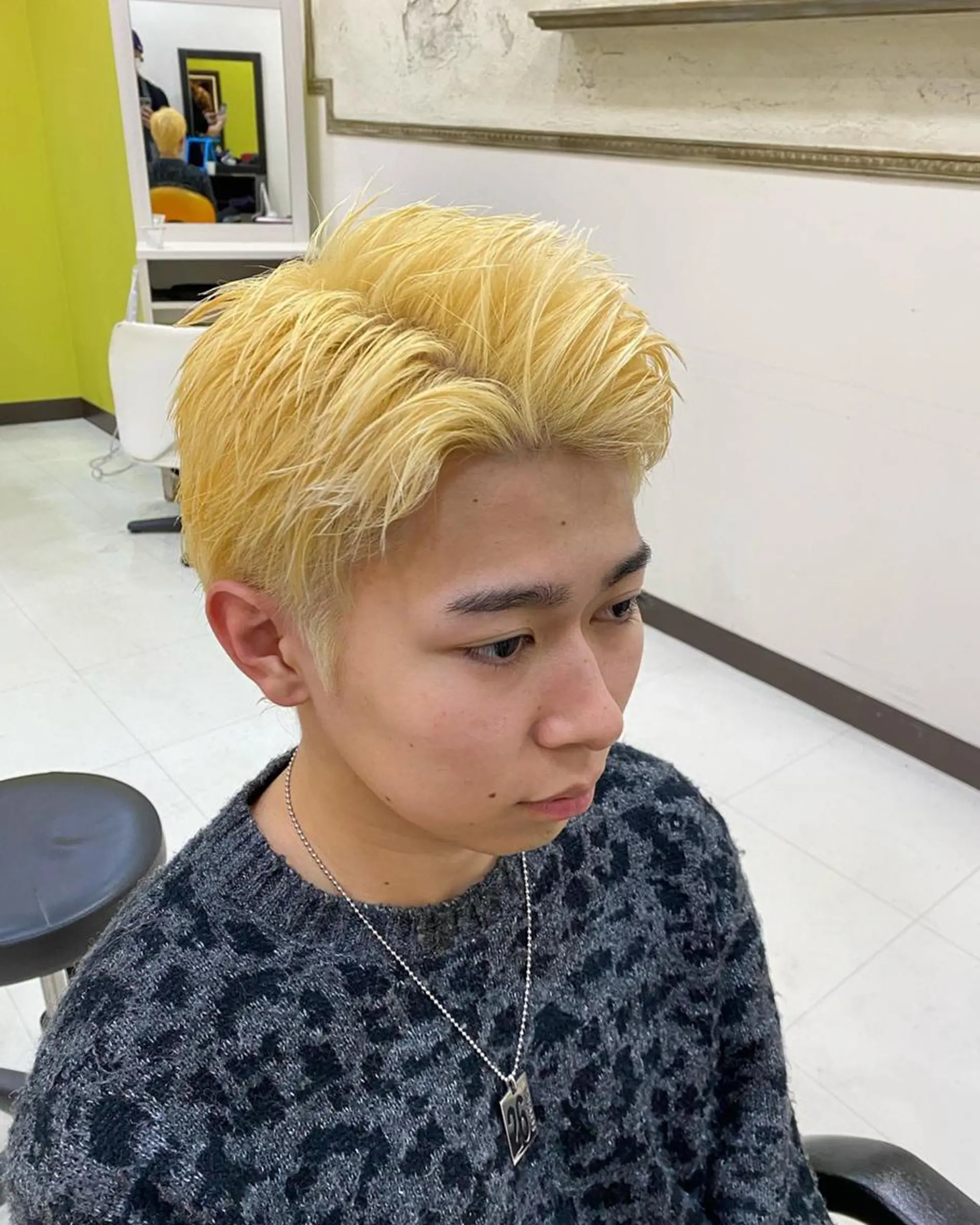 ミディアム カラー ヘアカラー 【阪急六甲 サロン ド ロイ】所属・メンズ特化 岸本 阪急六甲サロンドロイのヘアスタイル