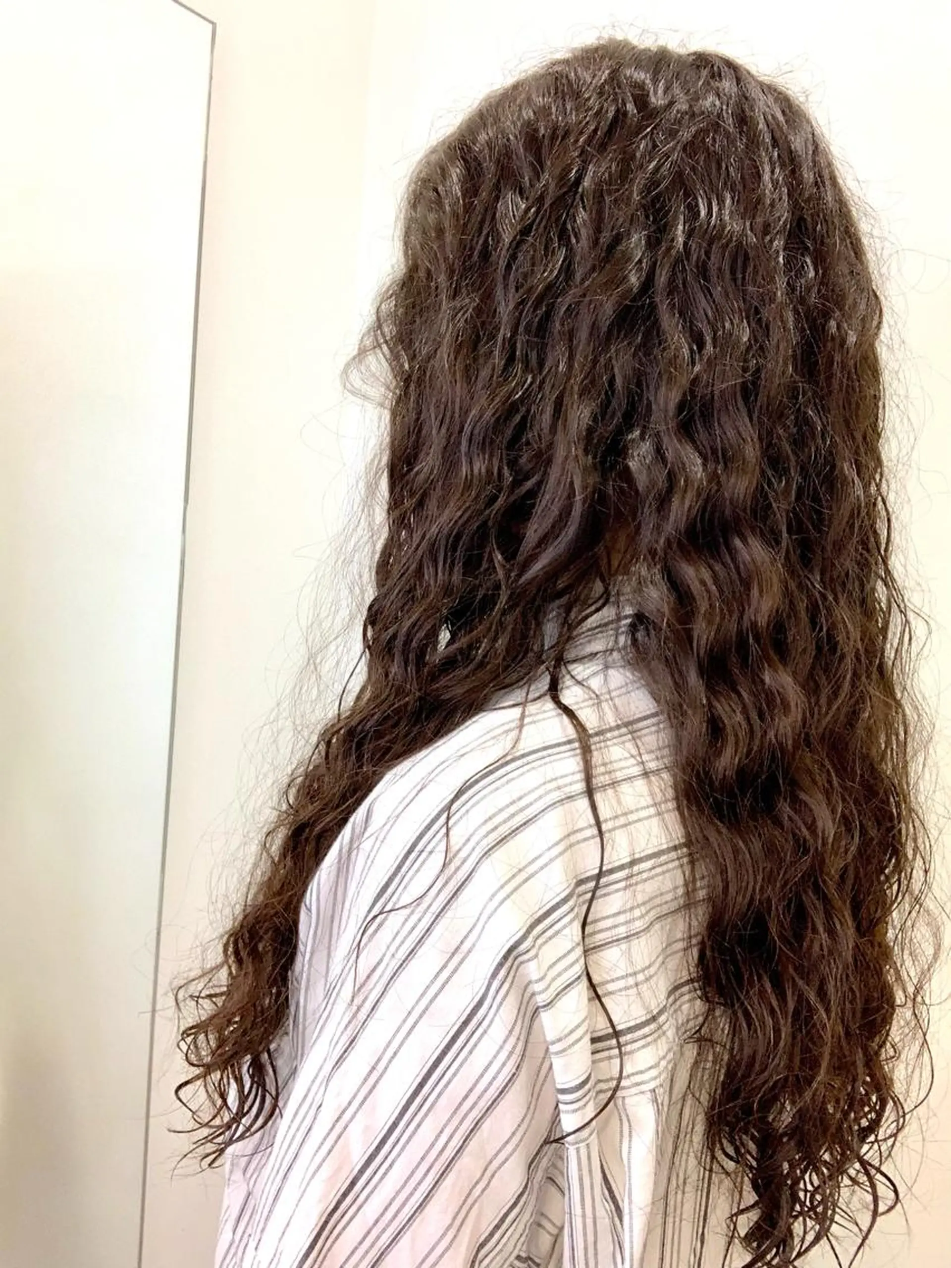 ロング パーマ ロング ツイストパーマ カット パーマ 髙橋 歩のヘアスタイル