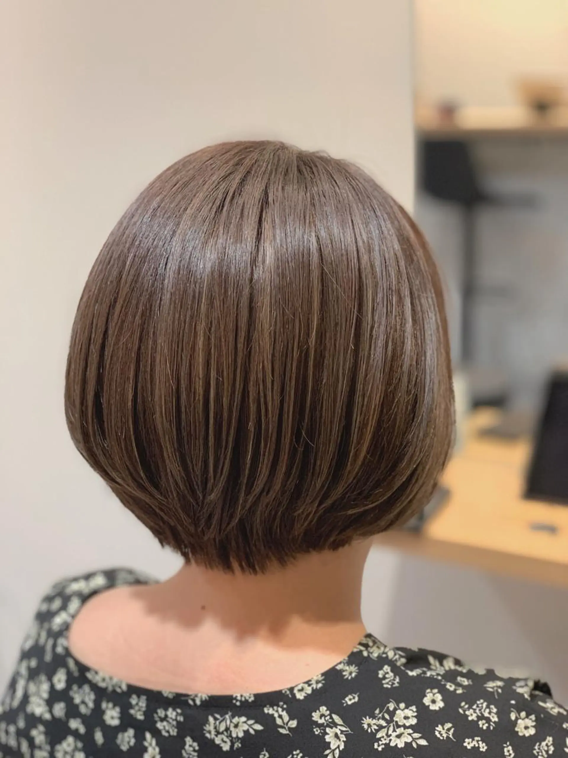 ショート カラー ハイライトカラー ハイライト MIA 菅原のヘアスタイル
