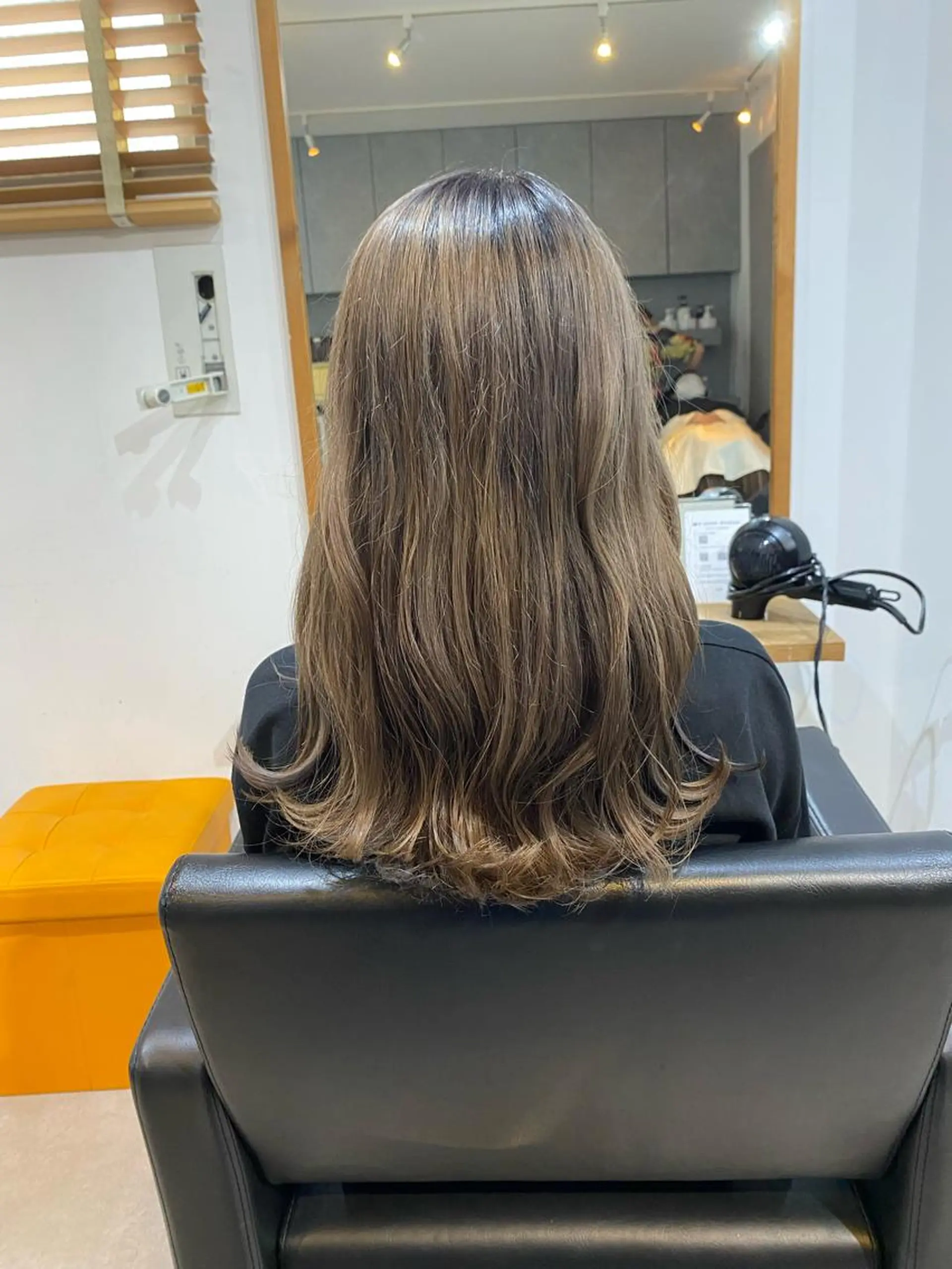ミディアム カラー 銀座⚜️【脱白髪染め 美髪矯正】トグチのヘアスタイル