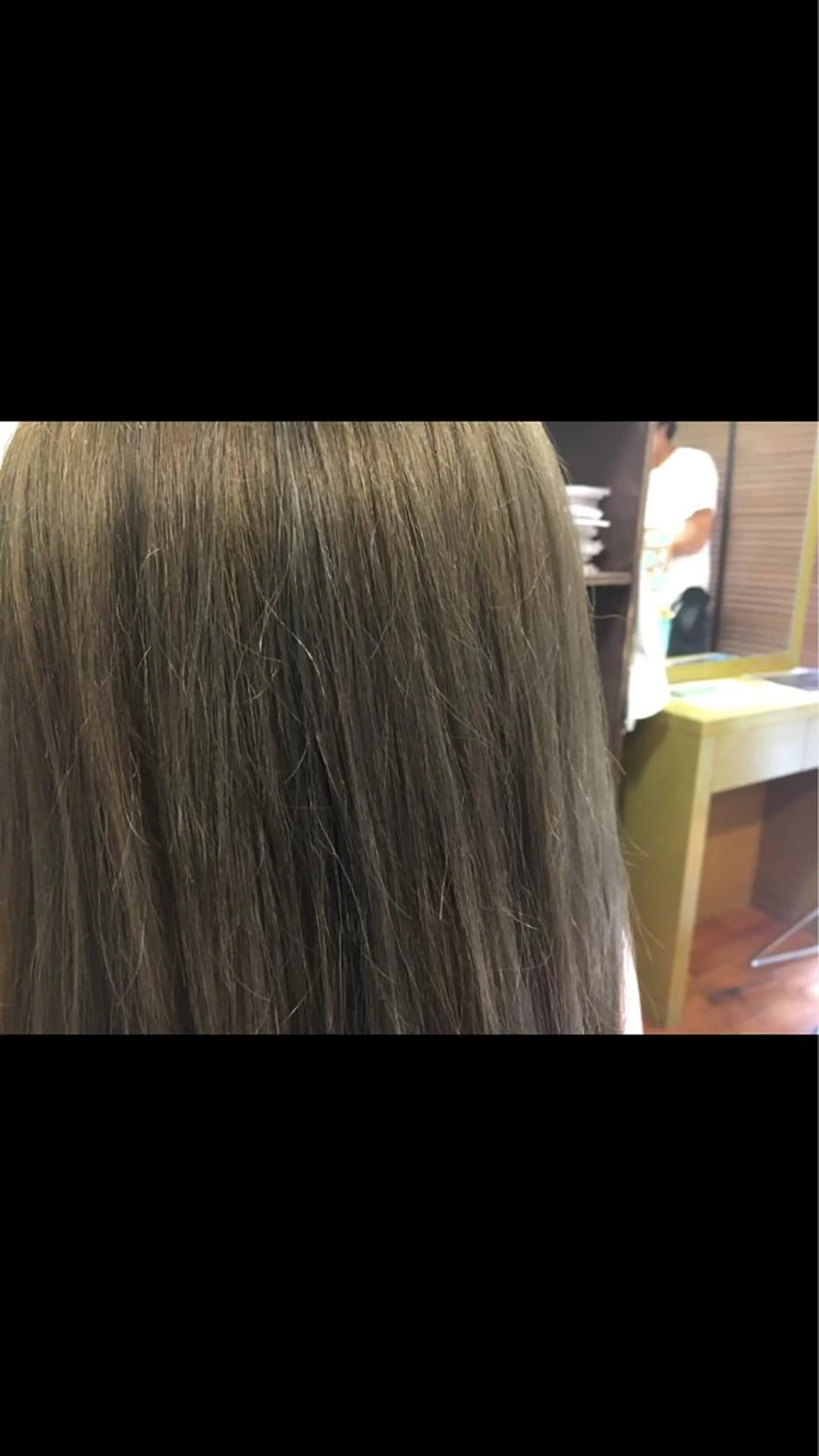 ロング カラー イルミナカラー ツイストスパイラル 波巻き🩵片平和香奈のヘアスタイル