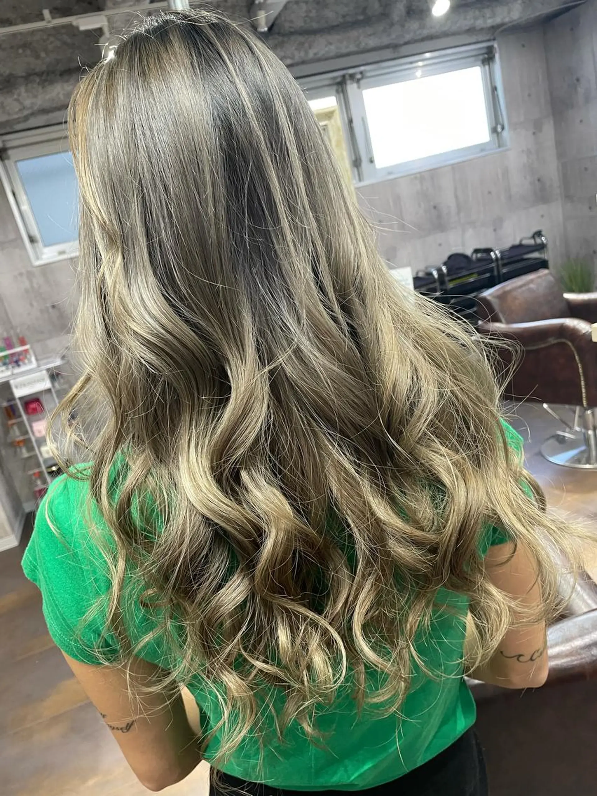 セミロング カラー パーマ ヘアアレンジ メンズ キッズ ネイル マツエク・マツパ シールエクステ メンズバレイヤージュ メンズハイライト メンズインナーカラー メンズ韓国風 新越駅から1分 肥高　壮汰のヘアスタイル