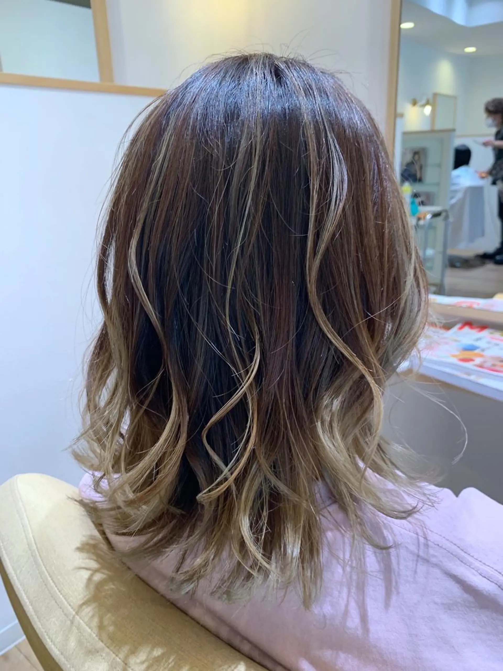 ミディアム 髪の修復専門サロン Deux Age所属・Eye Lash Age 吉田店のマツエク・マツパデザイン