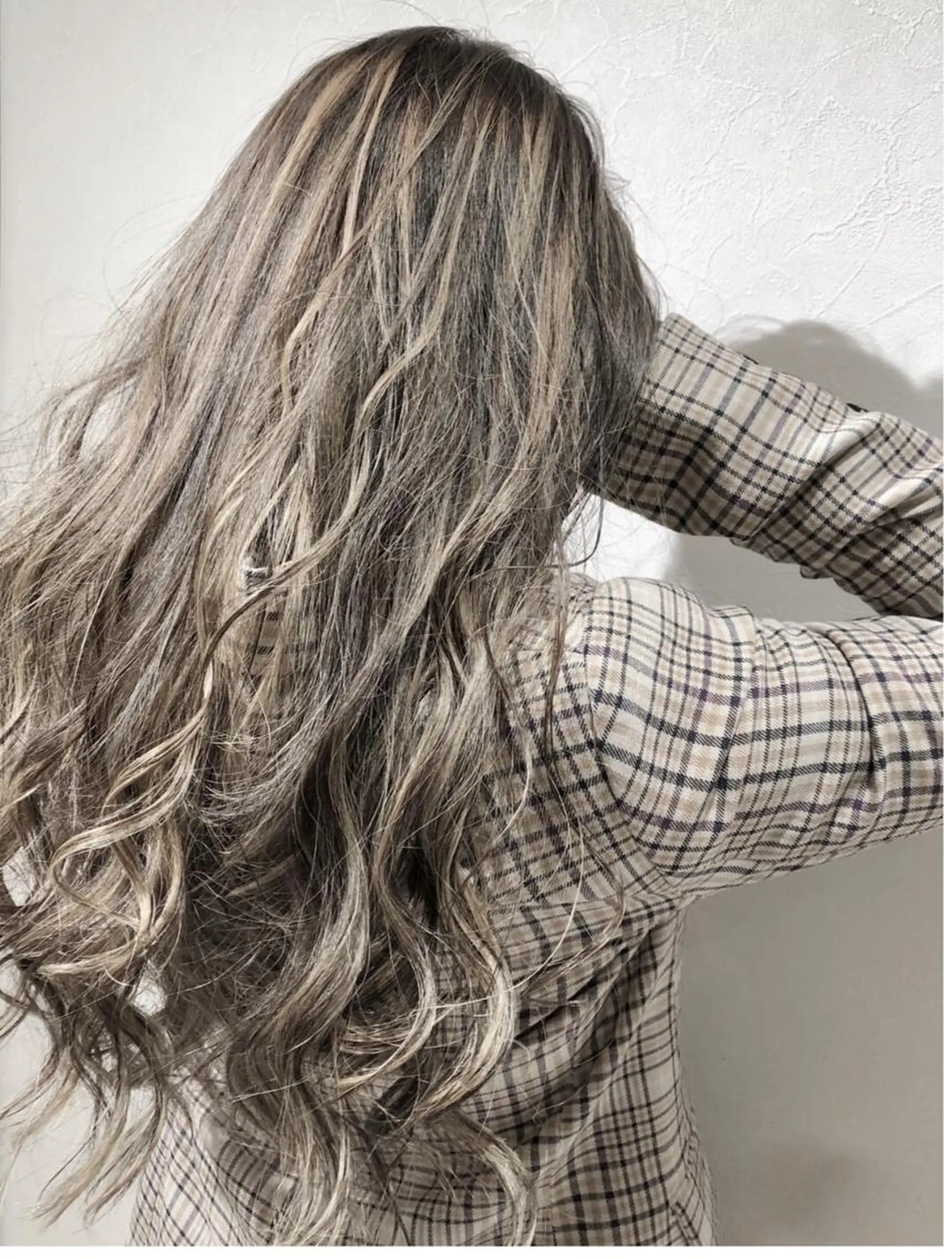 ロング カラー パーマ ヘアアレンジ レミーエクステ大阪 Device梅田のヘアスタイル