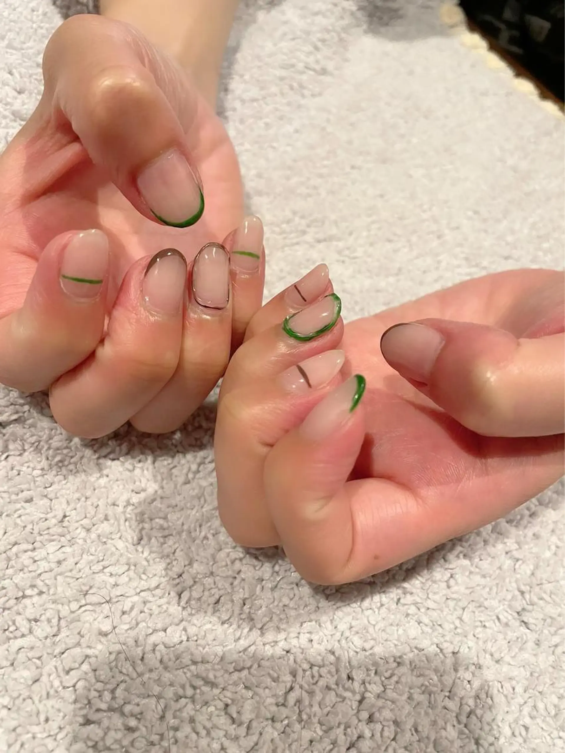 ネイル ブラウン フレンチネイル グリーン シンプルネイル マジョリカ ブルーのネイルデザイン