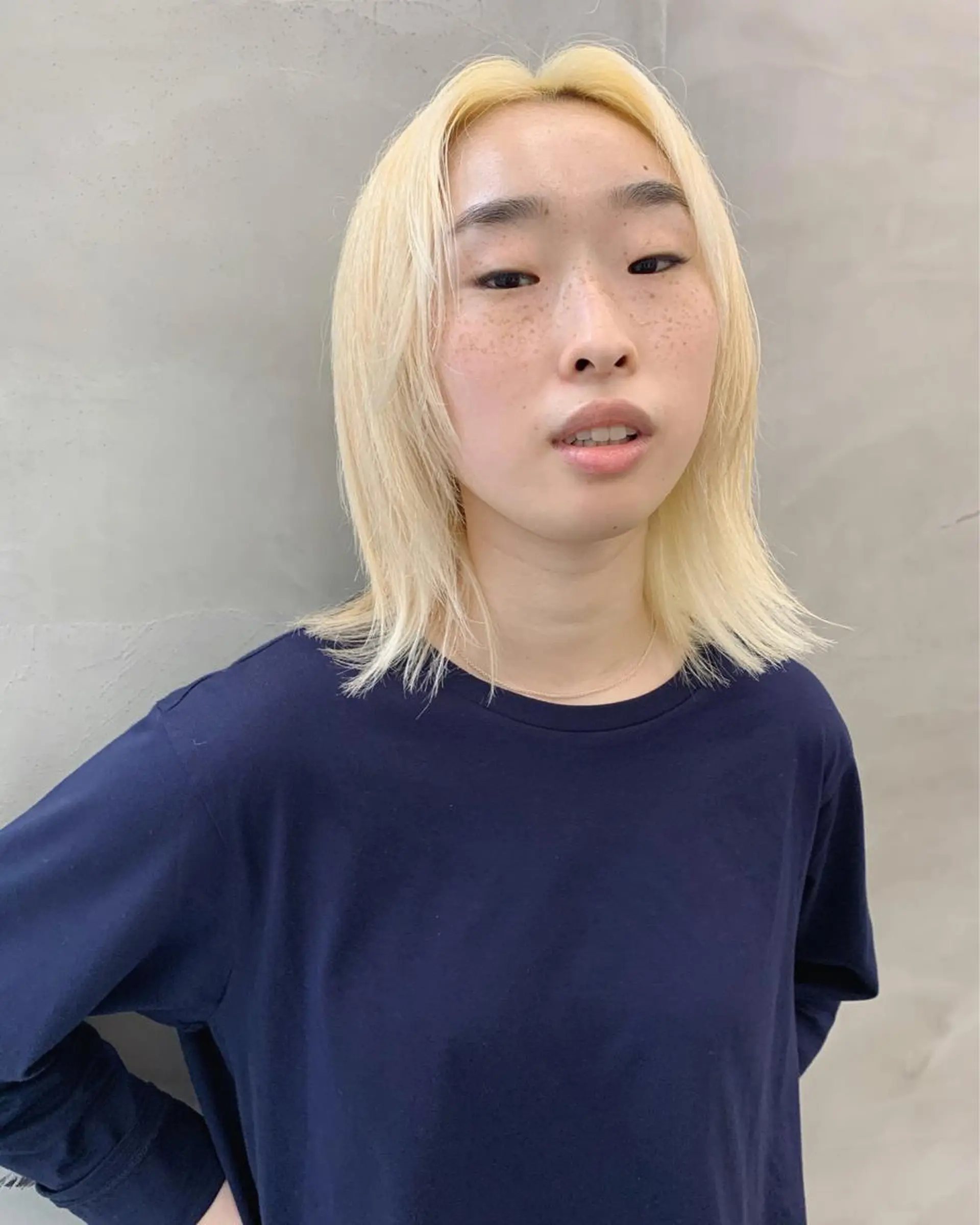 ミディアム カラー ブームボックス所属・🐝ハイトーンカラー hachi🐝のヘアスタイル