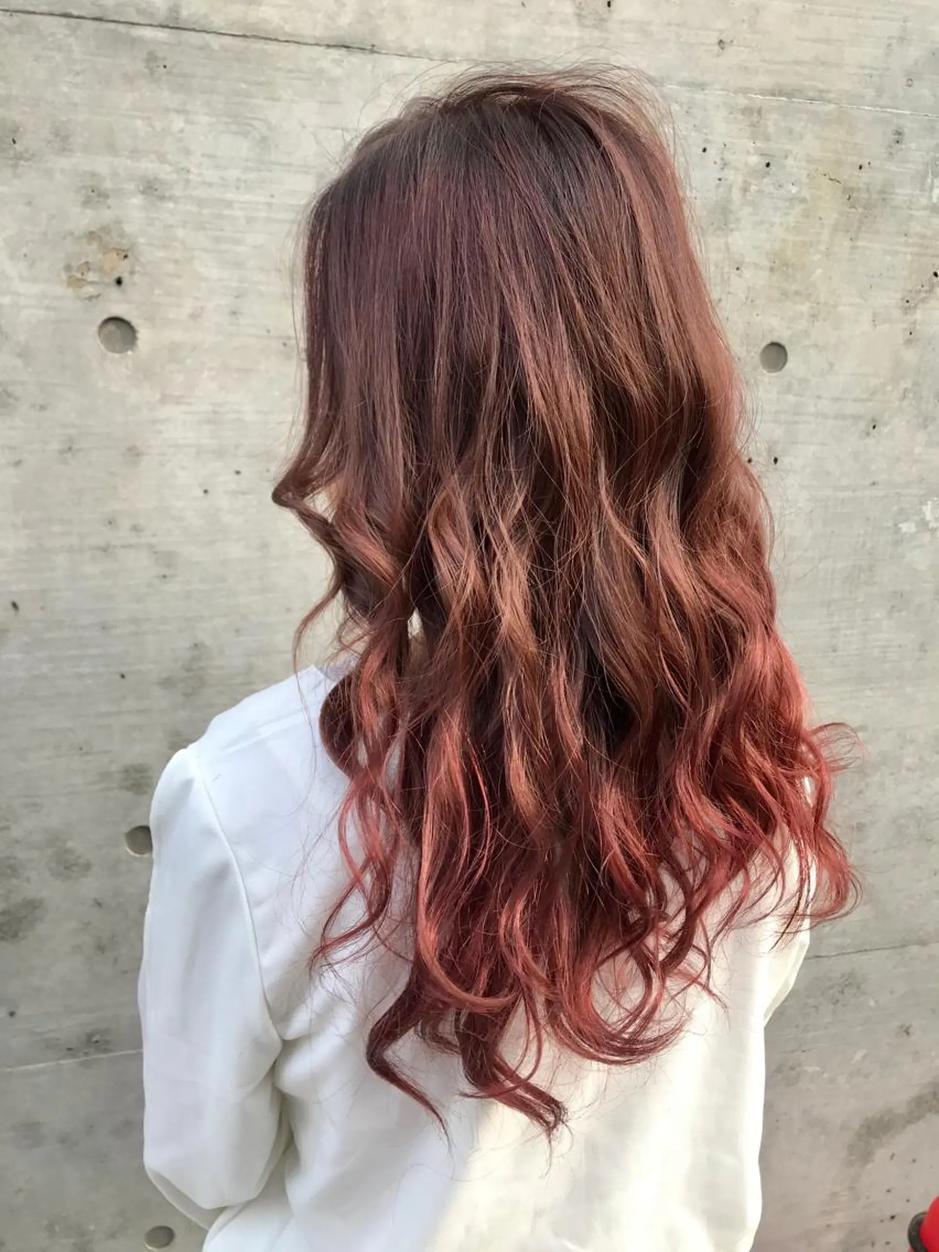 セミロング カラー グラデーションカラー ピンクカラー ていねい技術No.1 🌈諏訪 健太のヘアスタイル