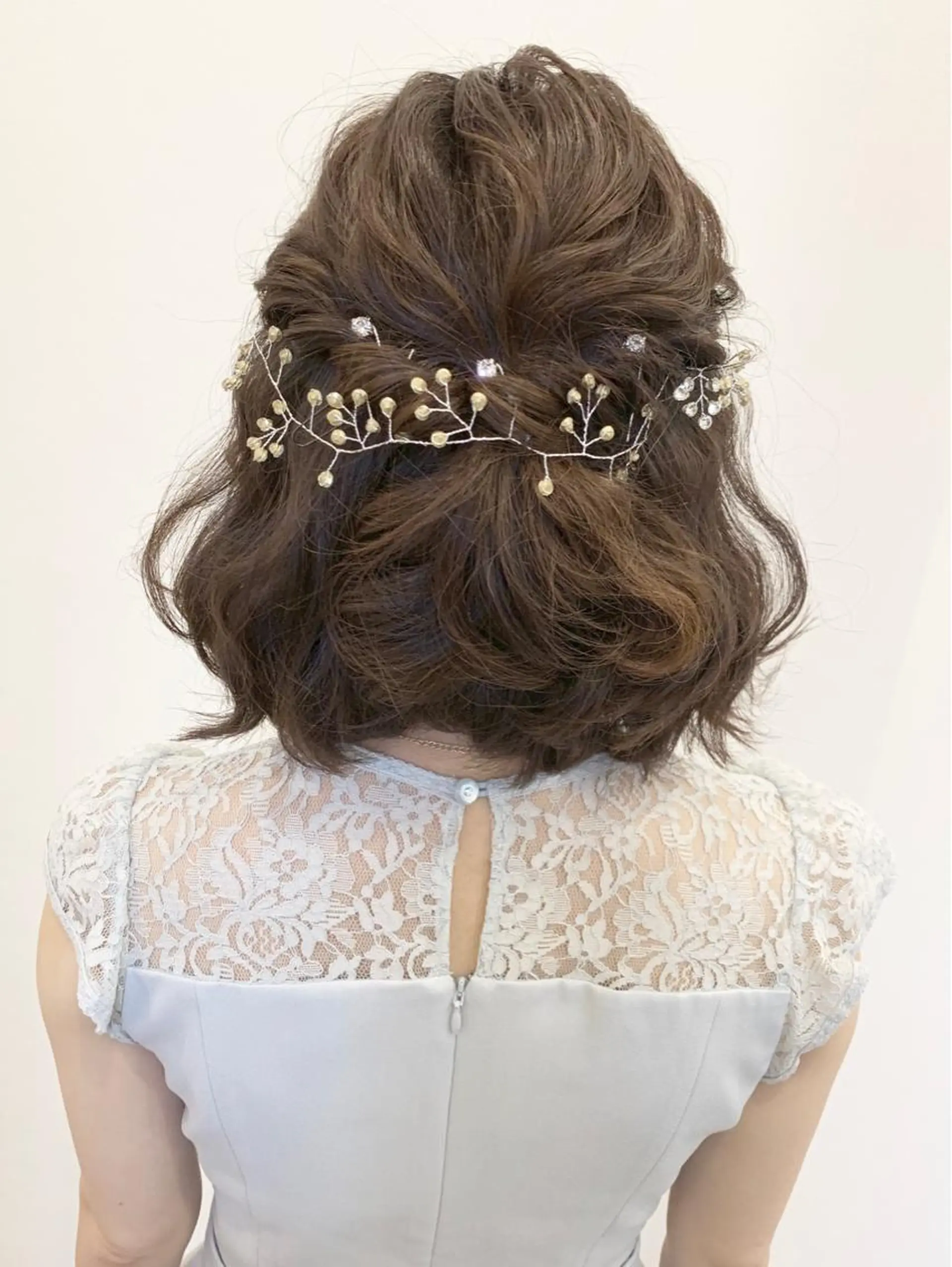 ミディアム ヘアアレンジ ハーフアップ Grace Unge 名駅 完全個室/髪質改善 【グレイスアンジュ メイエキ】所属・加藤 えりのヘアスタイル