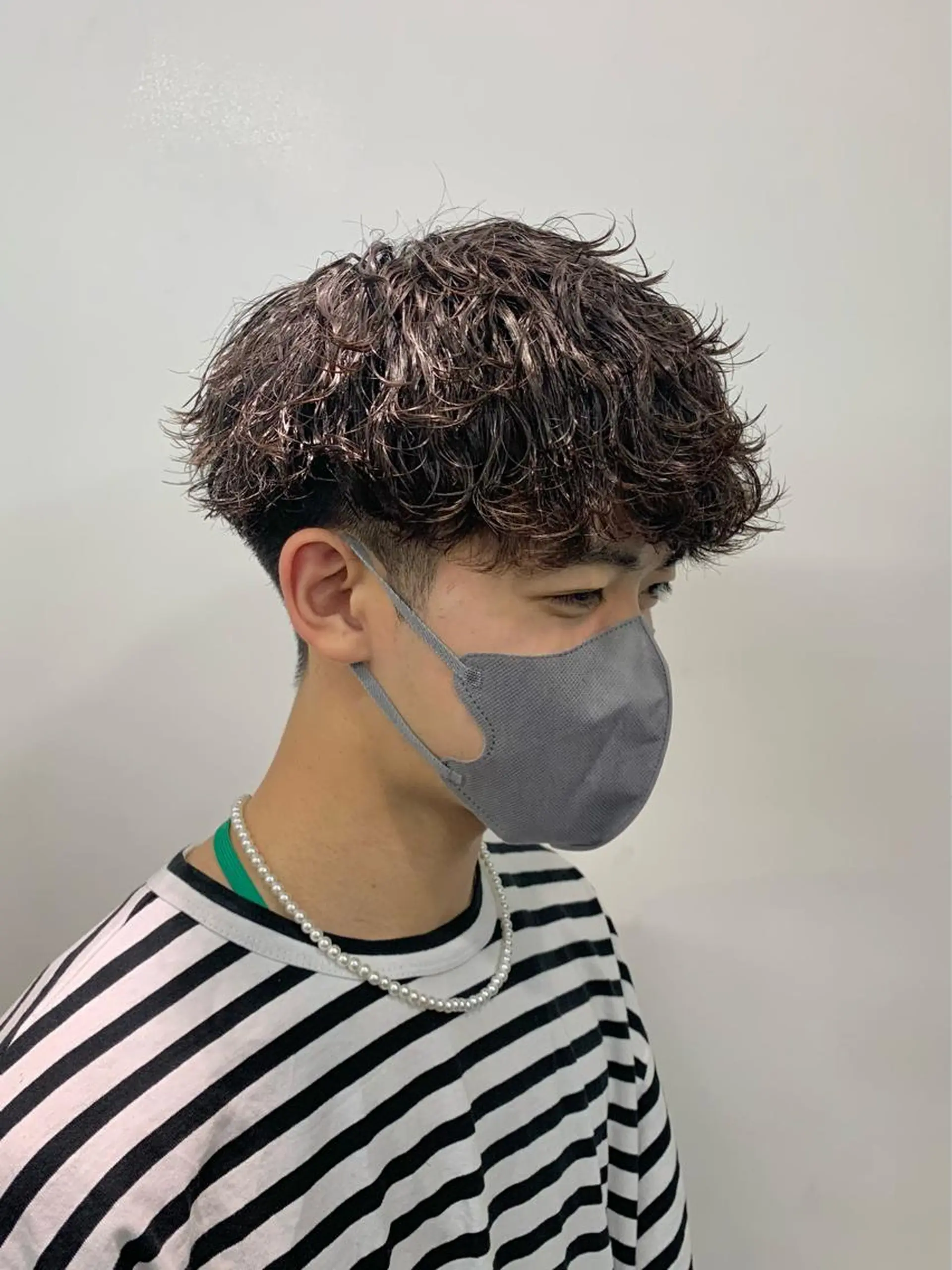 ショート パーマ メンズ マッシュ 刈り上げ 波巻きパーマ カット パーマ メンズ特化美容師/ 藤戸 椋のヘアスタイル