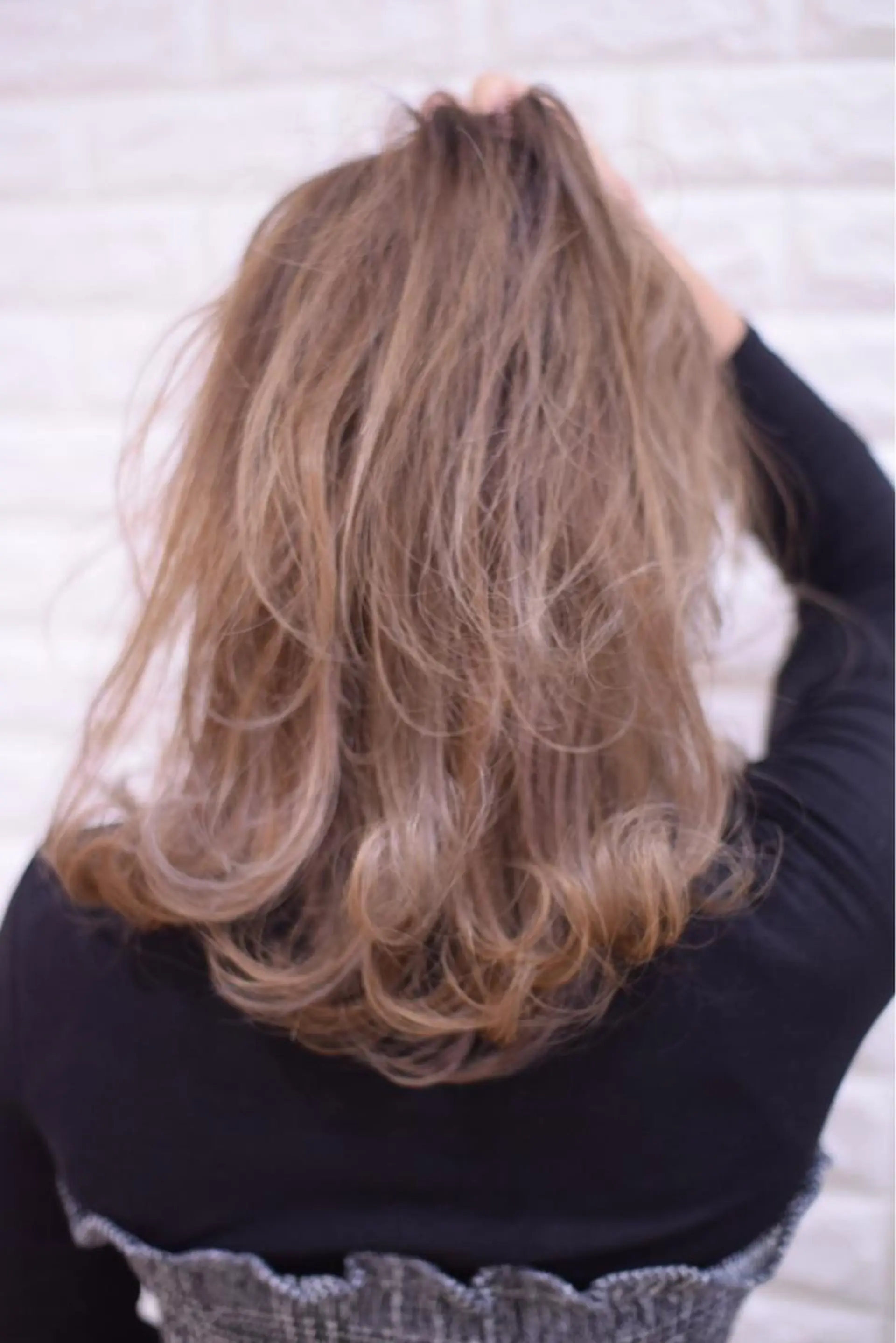 ミディアム カラー バレイヤージュ レイヤーカット ハイトーンカラー RYUのヘアスタイル