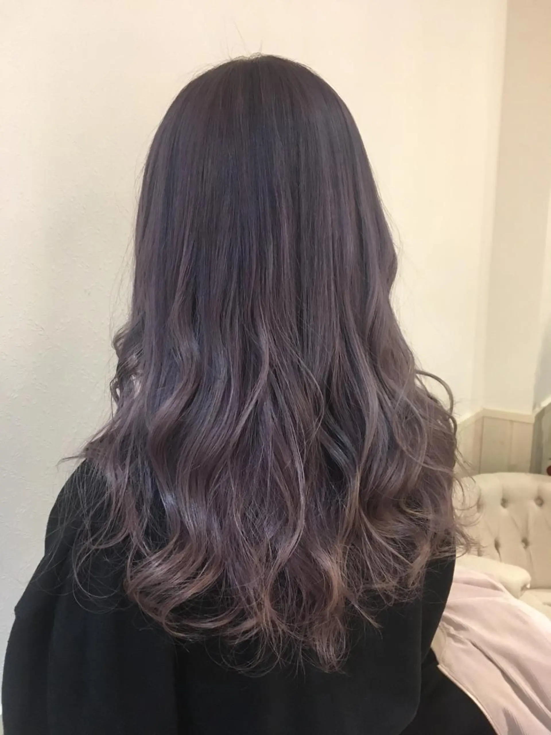 ロング カラー アッシュ ラベンダーカラー ラベンダーアッシュ garlandeyelash所属・新中 茉莉香の眉毛・アイブロウイメージ