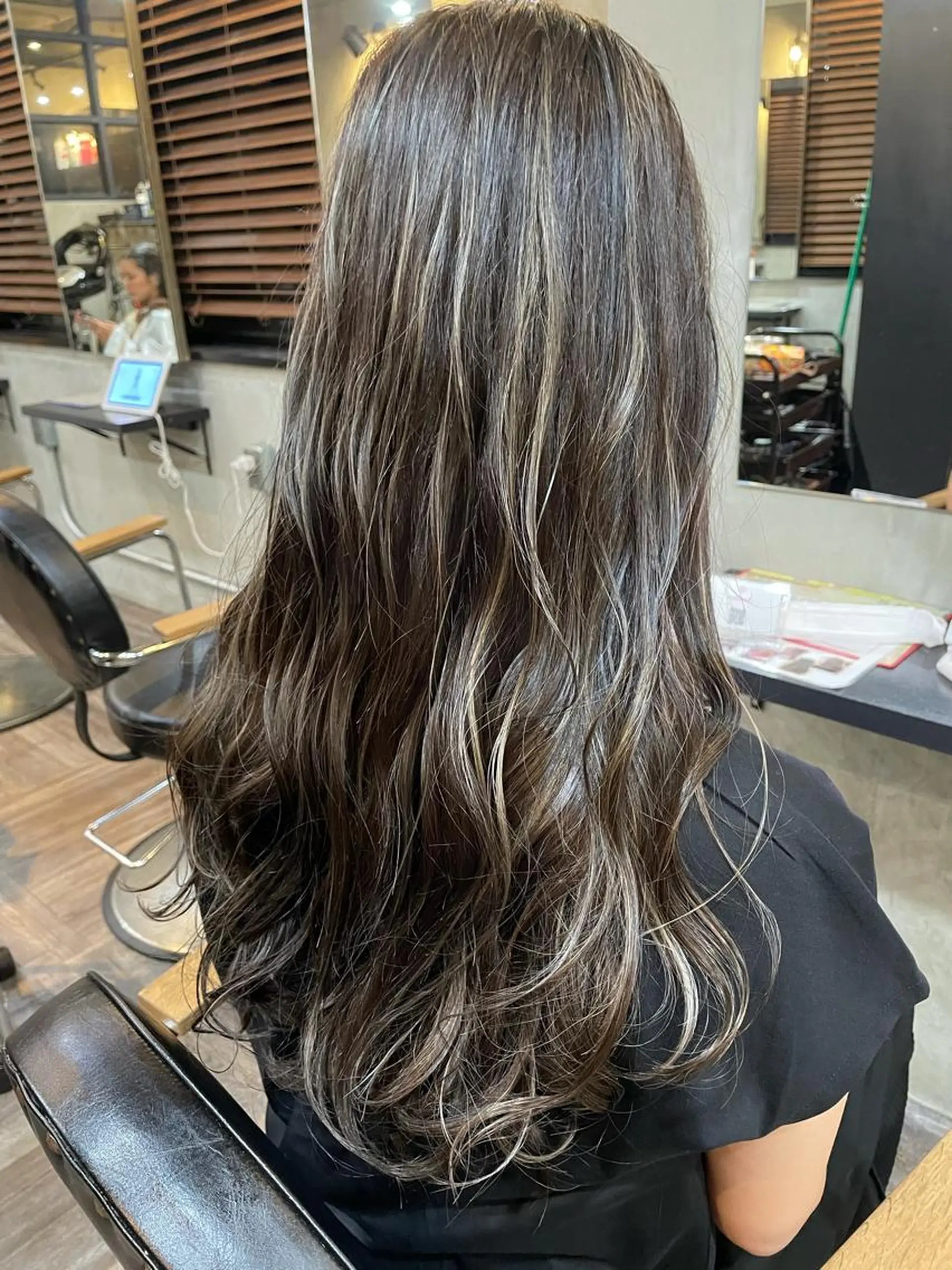 ロング カラー カット ヘアカラー トリートメント La fith 店長 城谷颯人のヘアスタイル