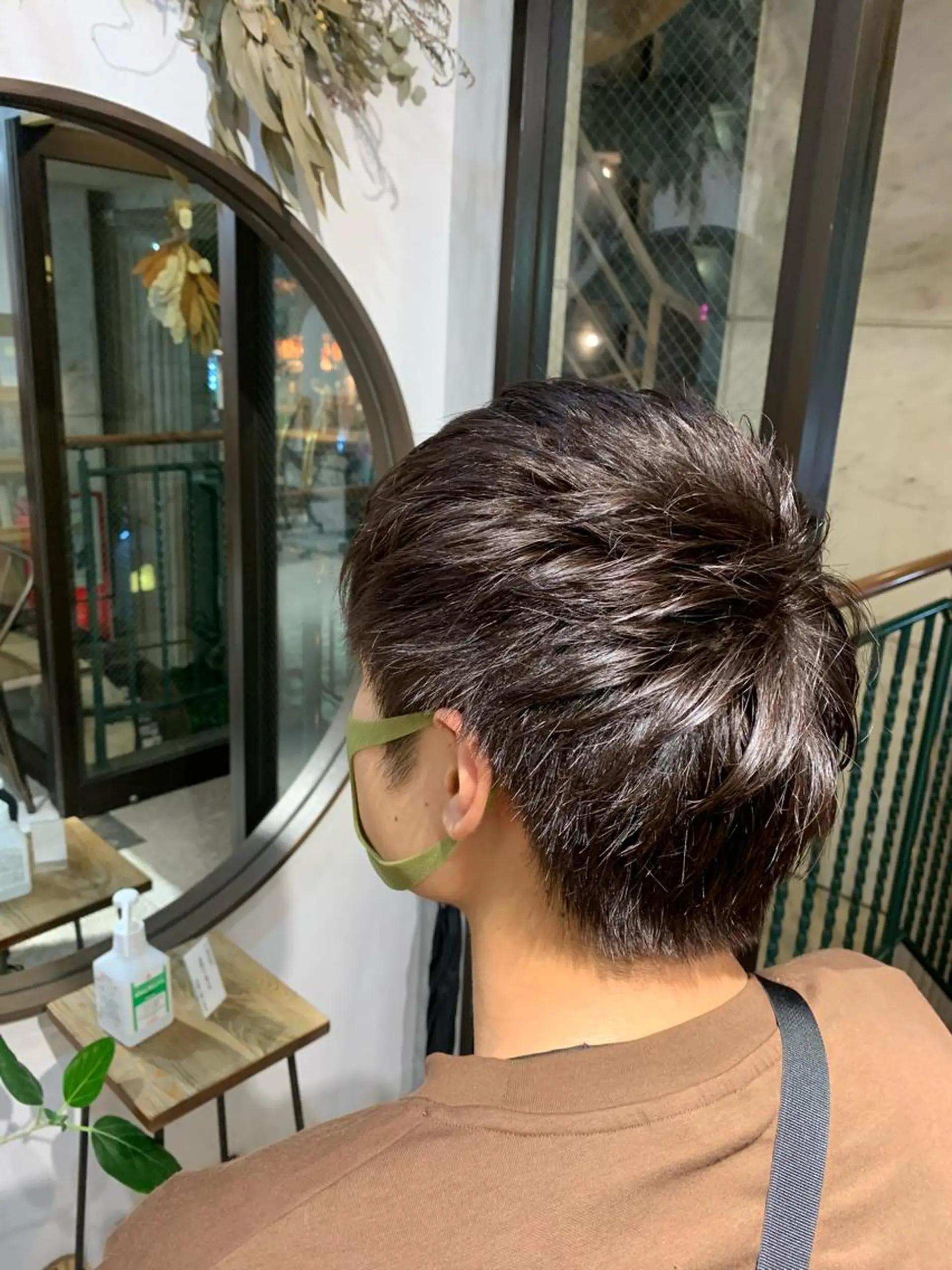 カラー メンズ メンズ就活ヘア ブラウンカラー pu+on. nailworks所属・fuyumi / ニュアンスネイルのネイルデザイン