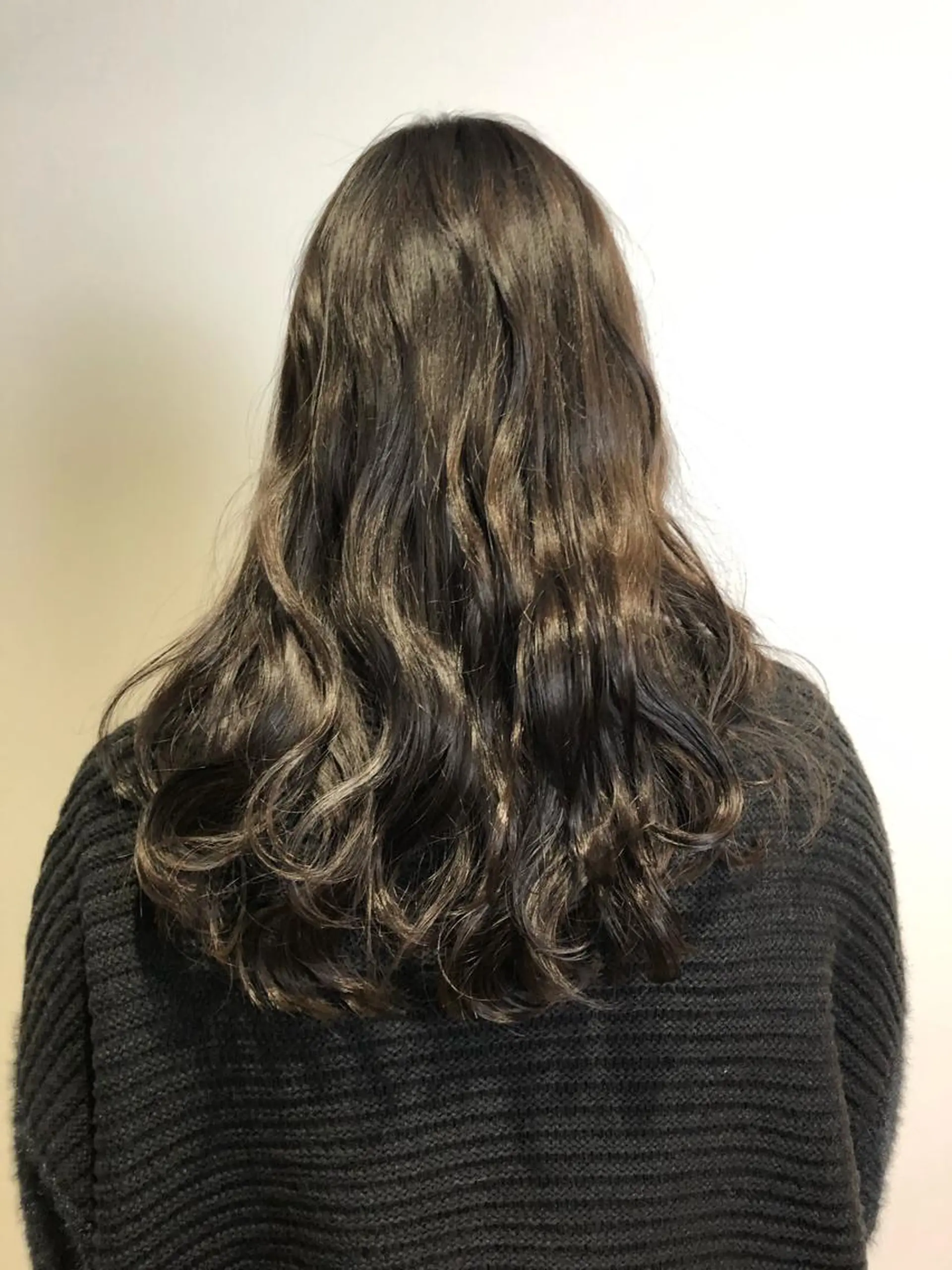 ロング カラー ヘアカラー トリートメント 青野 文香のヘアスタイル