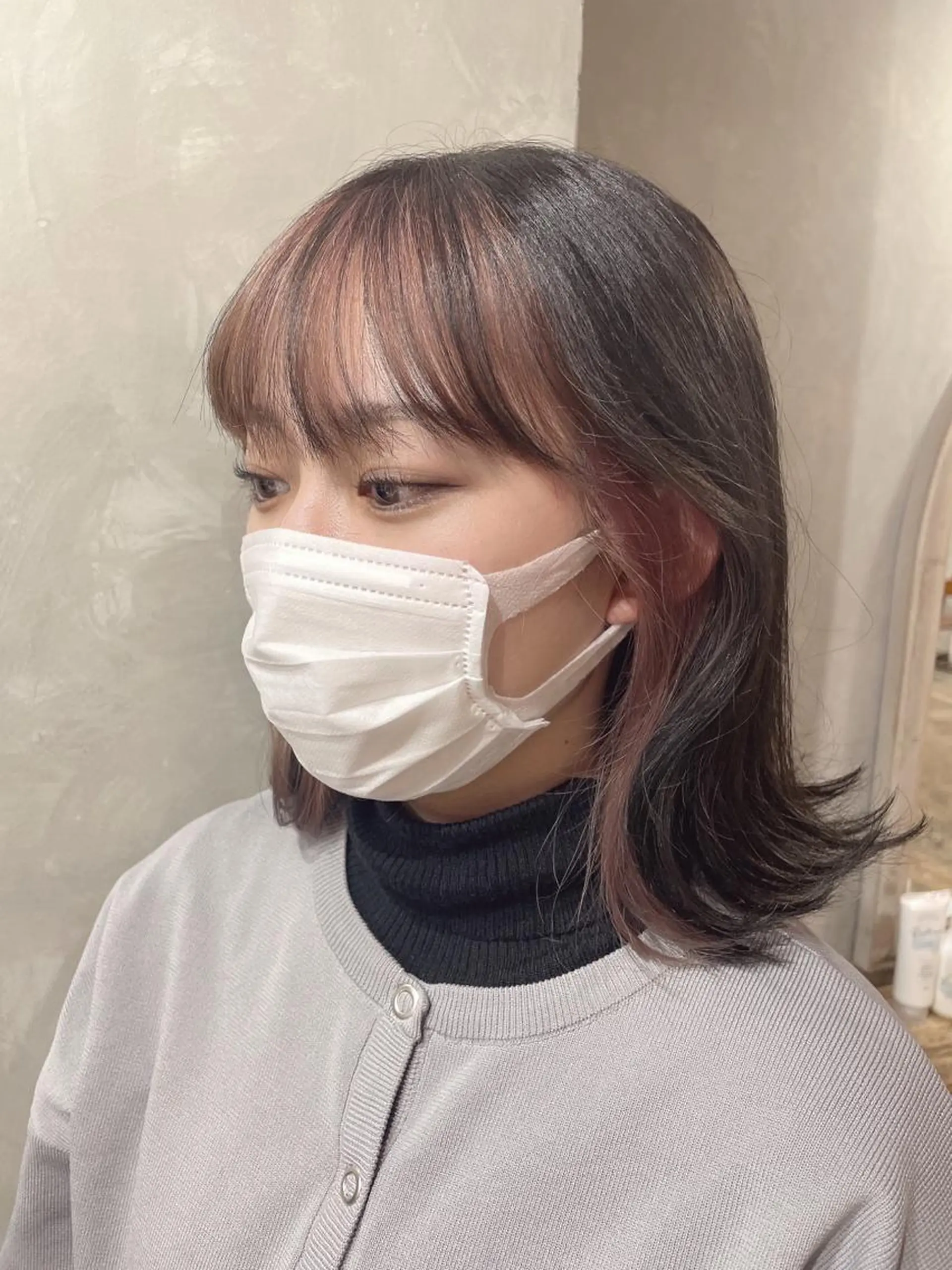 ミディアム カラー 梅田美容室 山崎海波のヘアスタイル