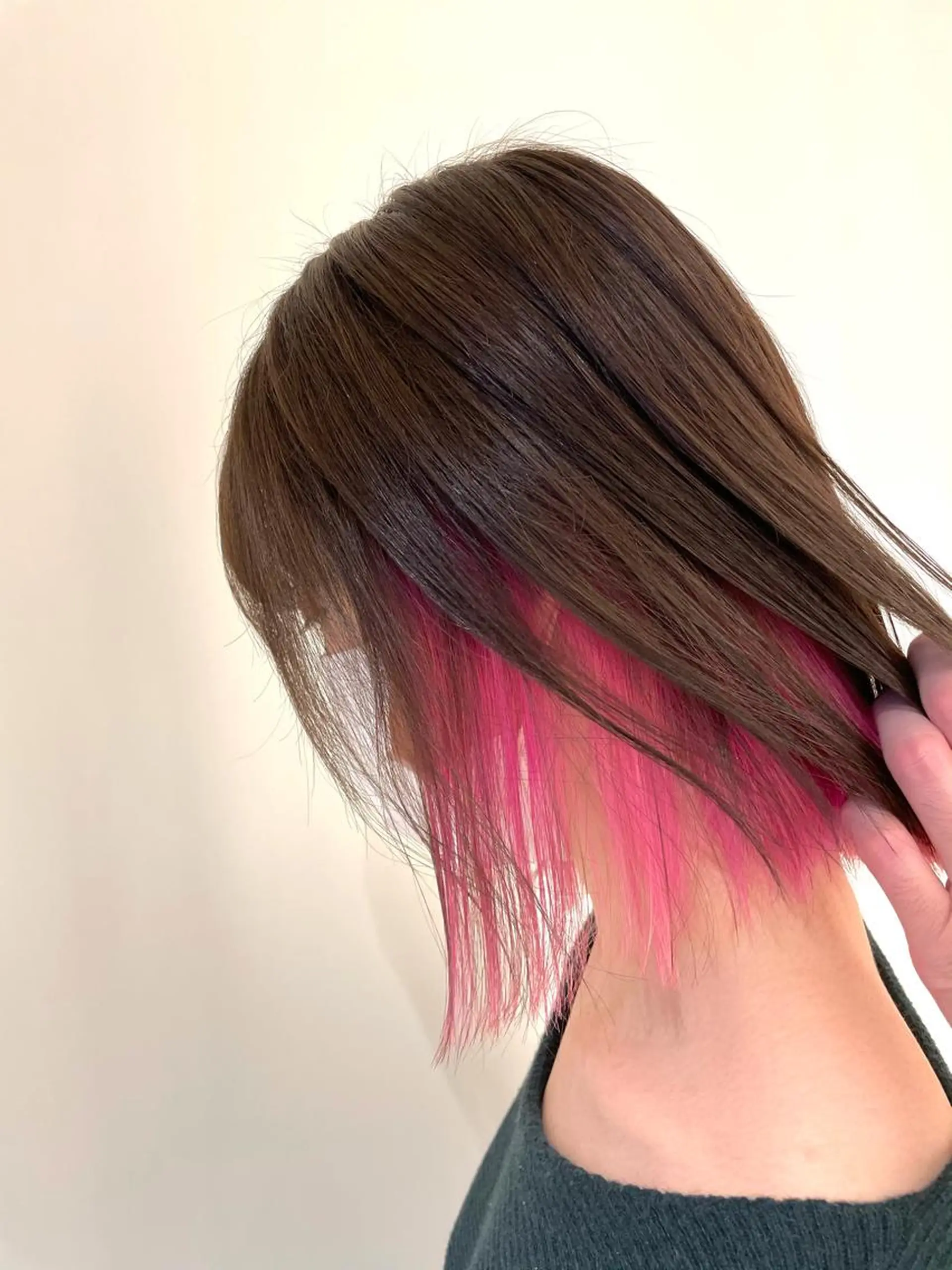 ショート カラー ブリーチ ケアブリーチ インナーカラー ピンクカラー ヘアカラー トリートメント 美髪カラー✨本間 貴広のヘアスタイル