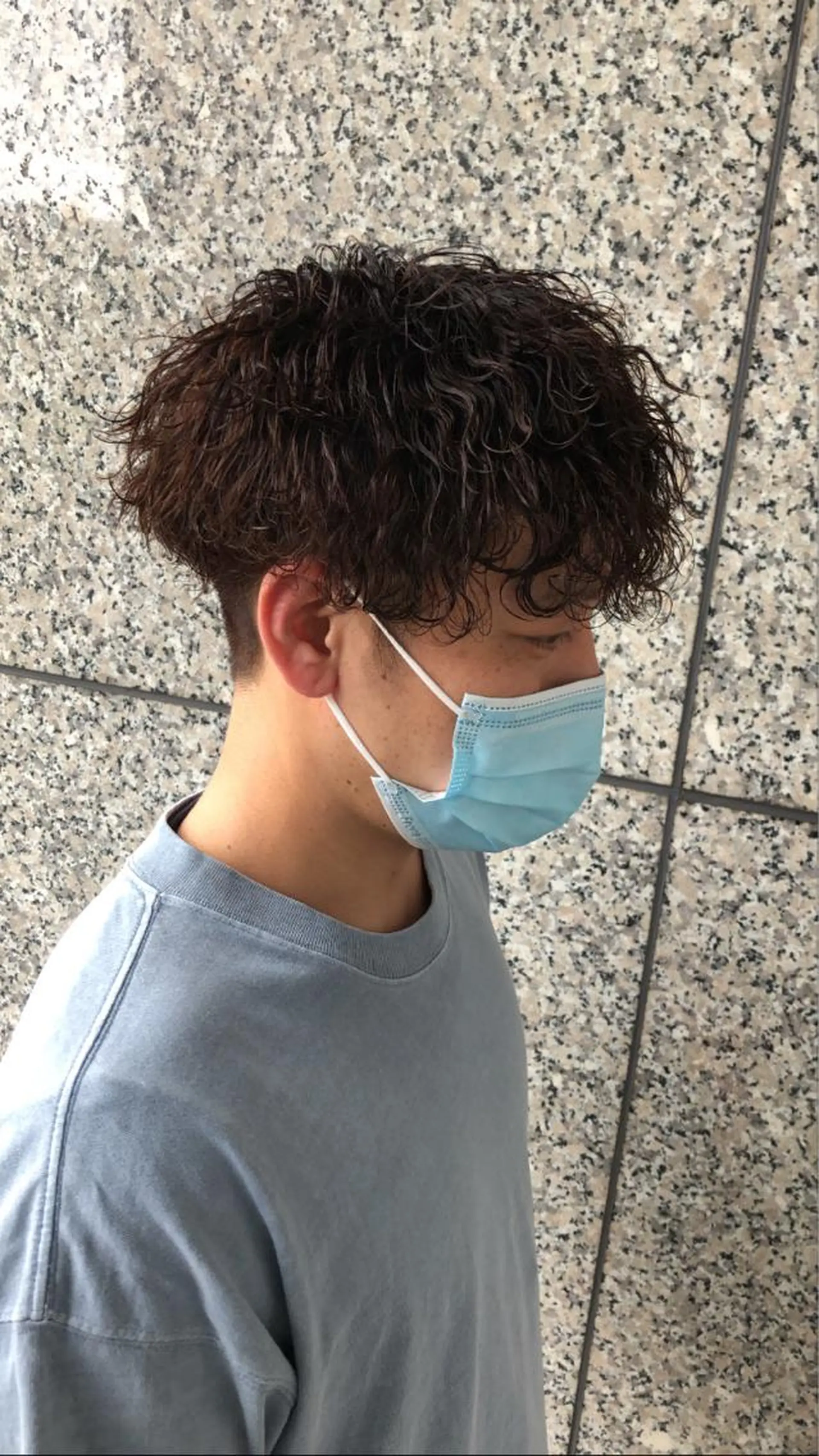 ショート パーマ メンズ 波巻きパーマ パーマ メンズパーマのプロ 川野翔太のヘアスタイル