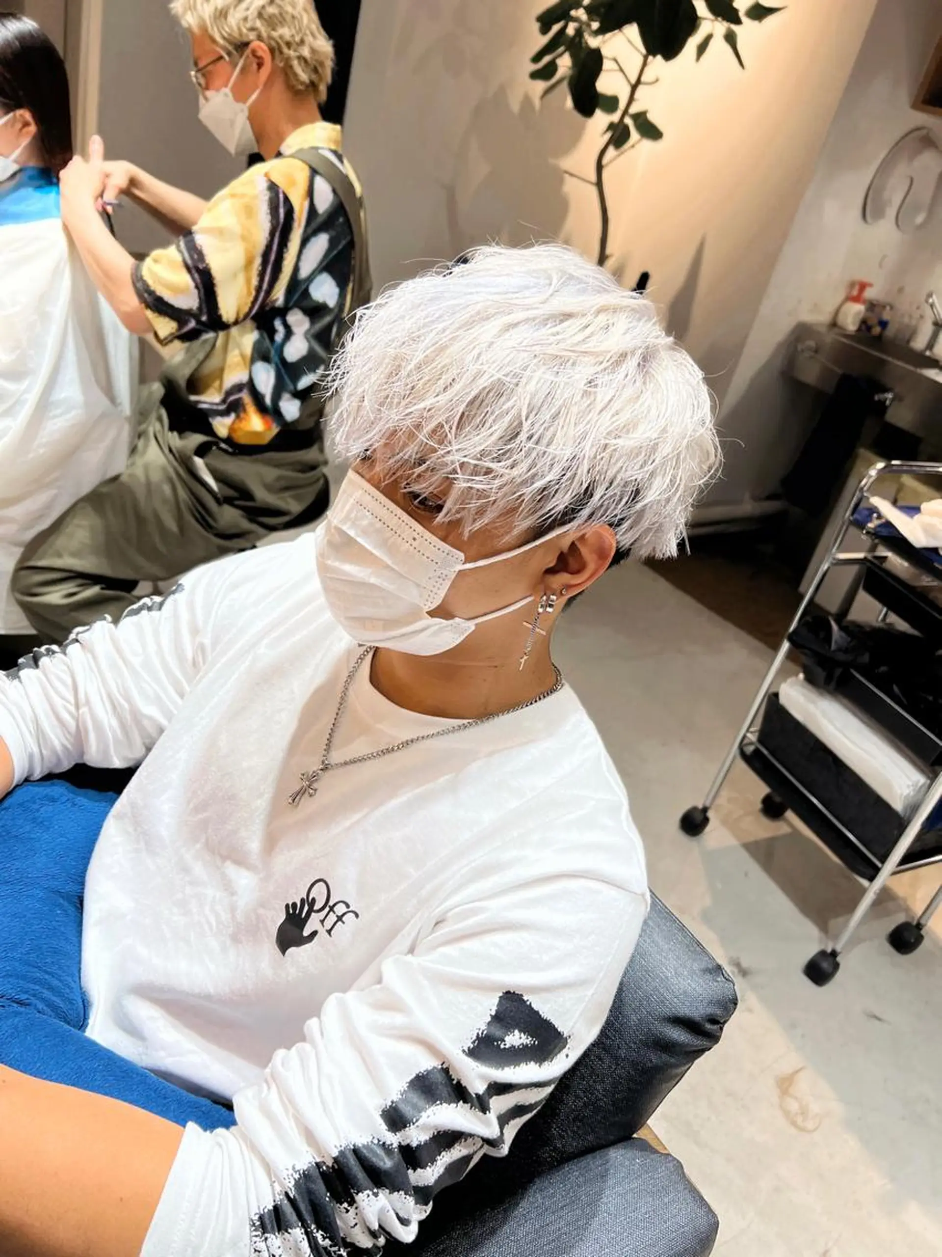 カラー メンズ マッシュ カット ヘアカラー トリートメント メンズ専門　井藤 雅也のヘアスタイル