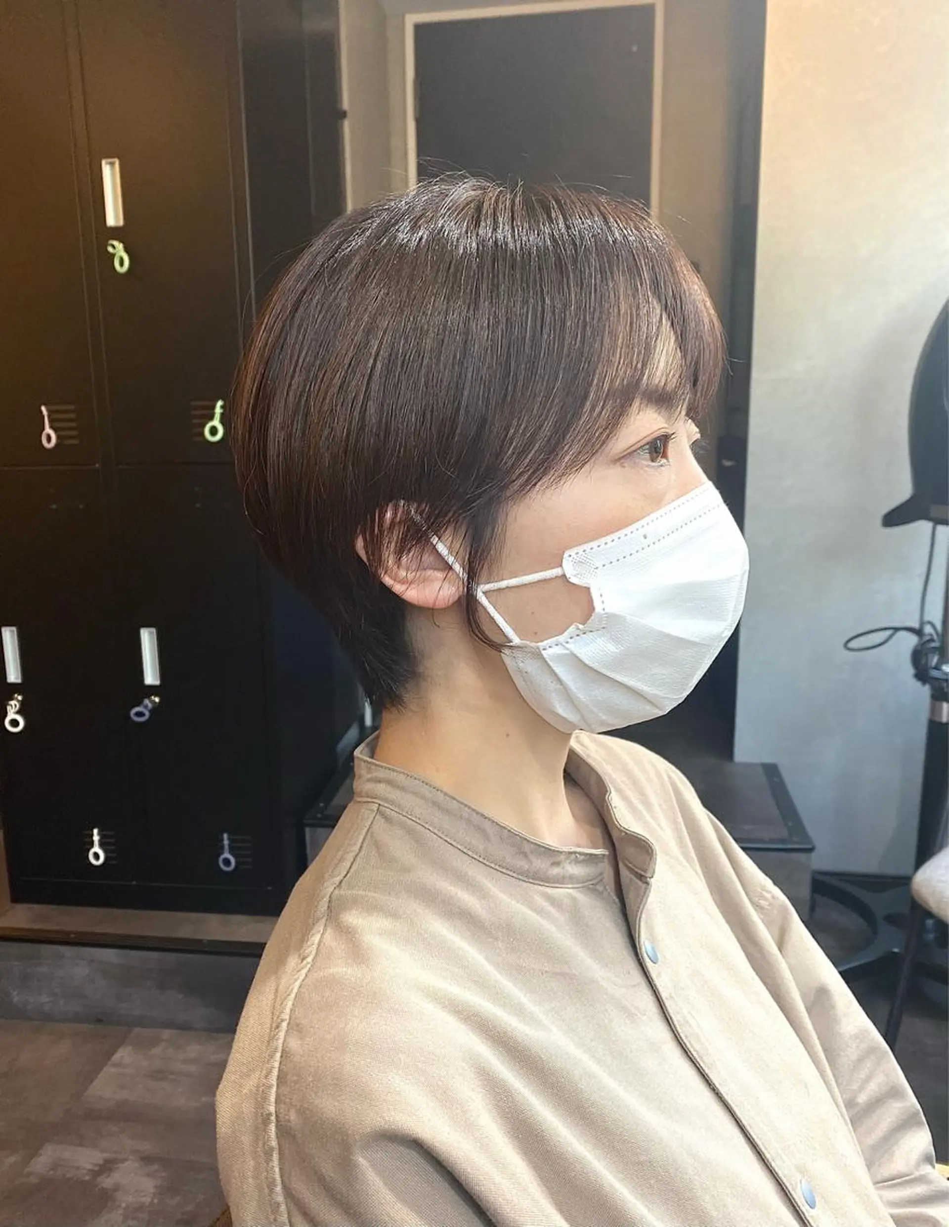ショート カラー カット nely所属・kouyo パーマ/ウルフカットのヘアスタイル