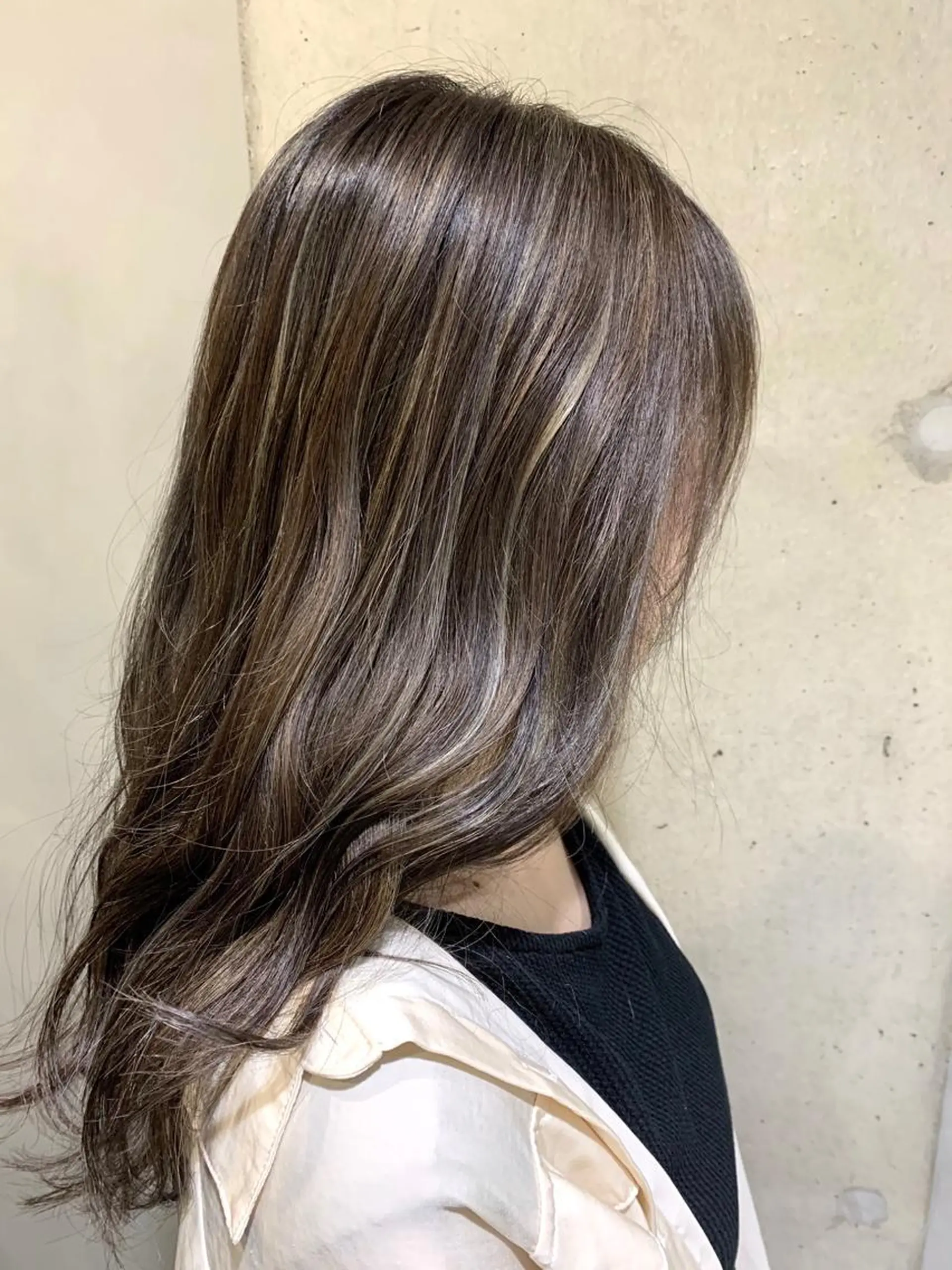 ロング カラー ハイライトが 得意なニキです😊のヘアスタイル