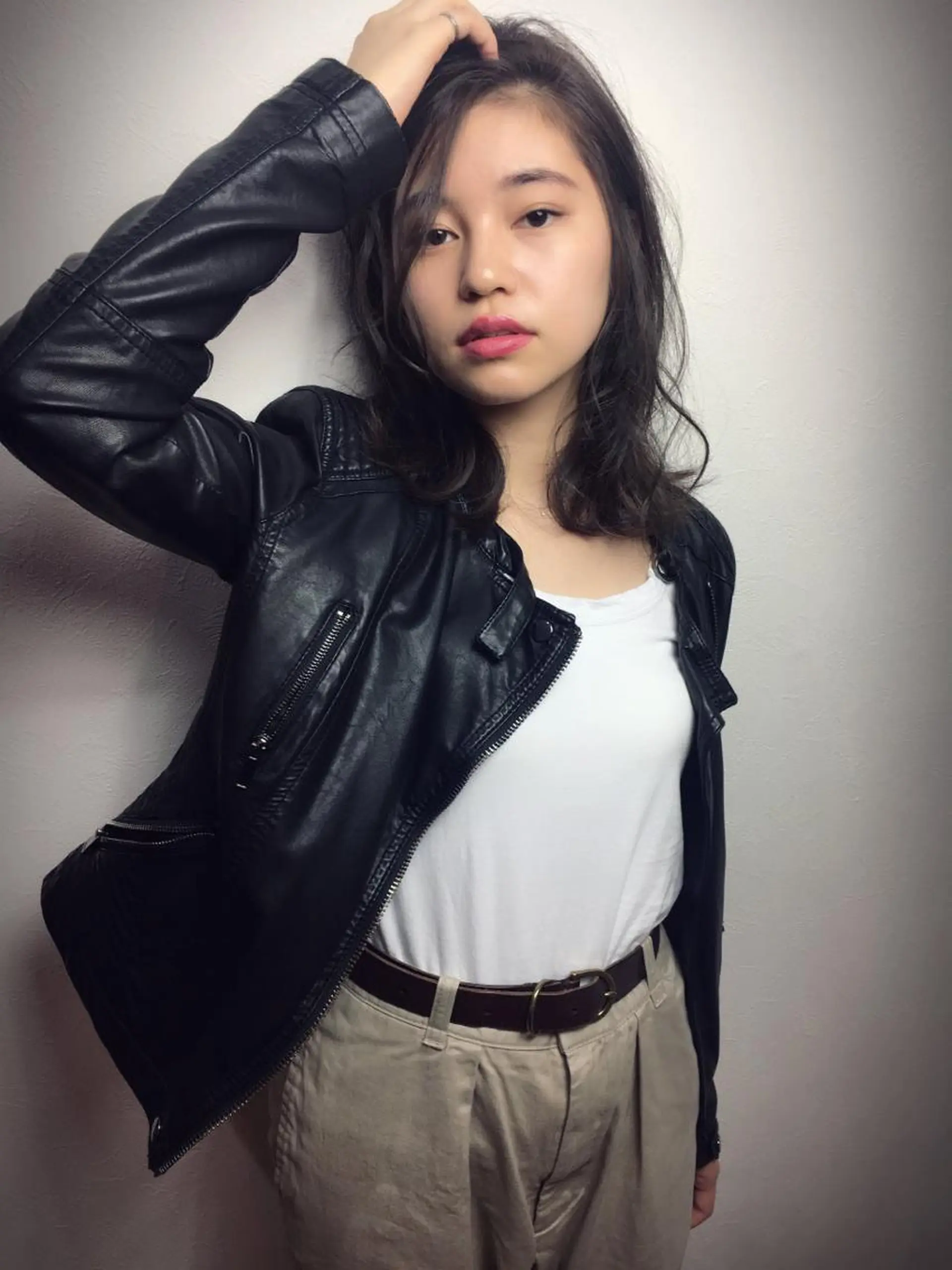 セミロング カラー ヘアアレンジ セミロングパーマ アッシュ ベージュカラー グレージュ ハイライトカラー ヘアカラー トリートメント Relación / レラシオン所属・岩崎 克秀のヘアスタイル