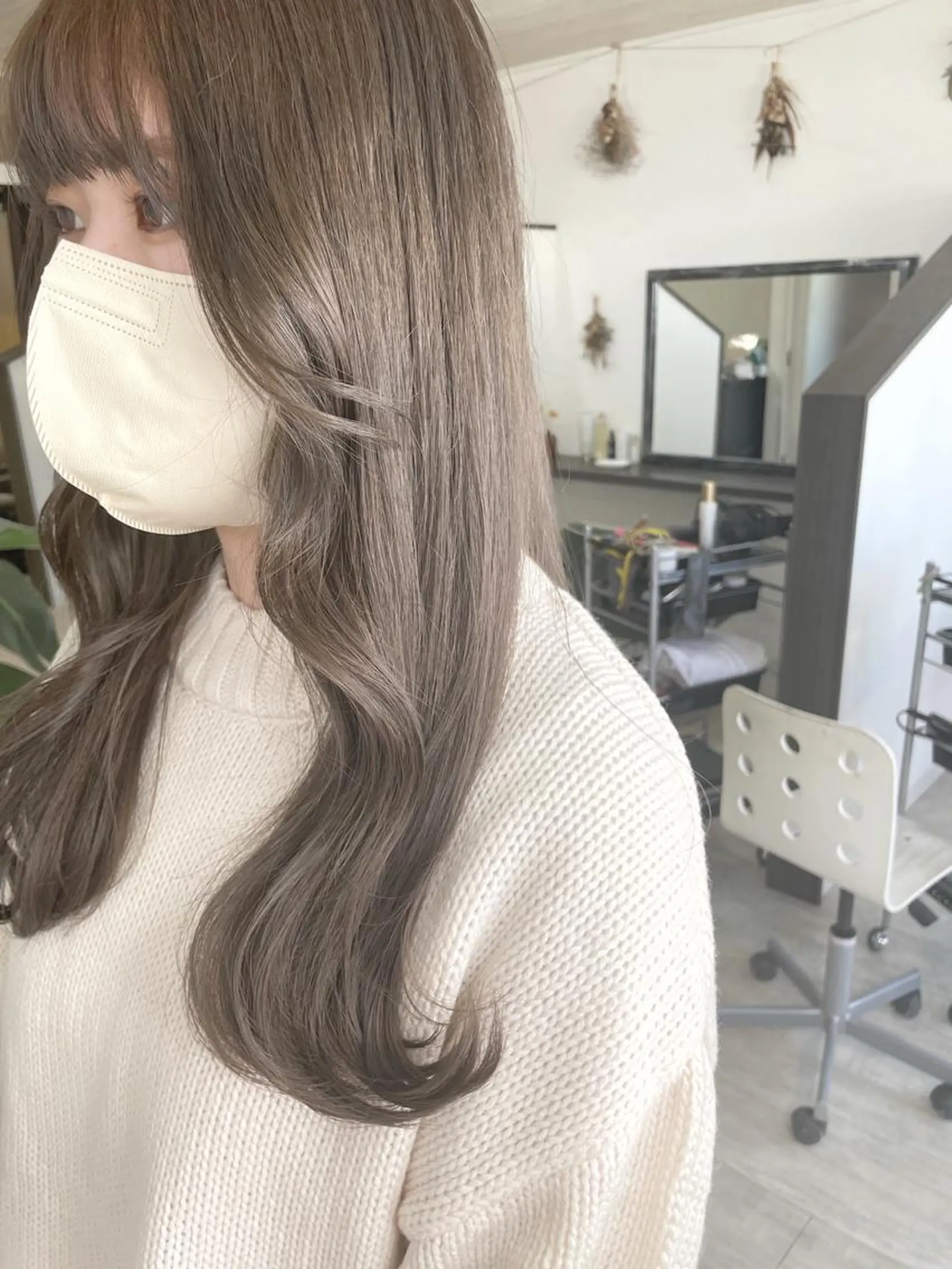 ロング カラー ブリーチ グレージュ オリーブグレージュ オリーブグレー カット ヘアカラー トリートメント force  hair所属・🫧富田 苑実🫧のヘアスタイル