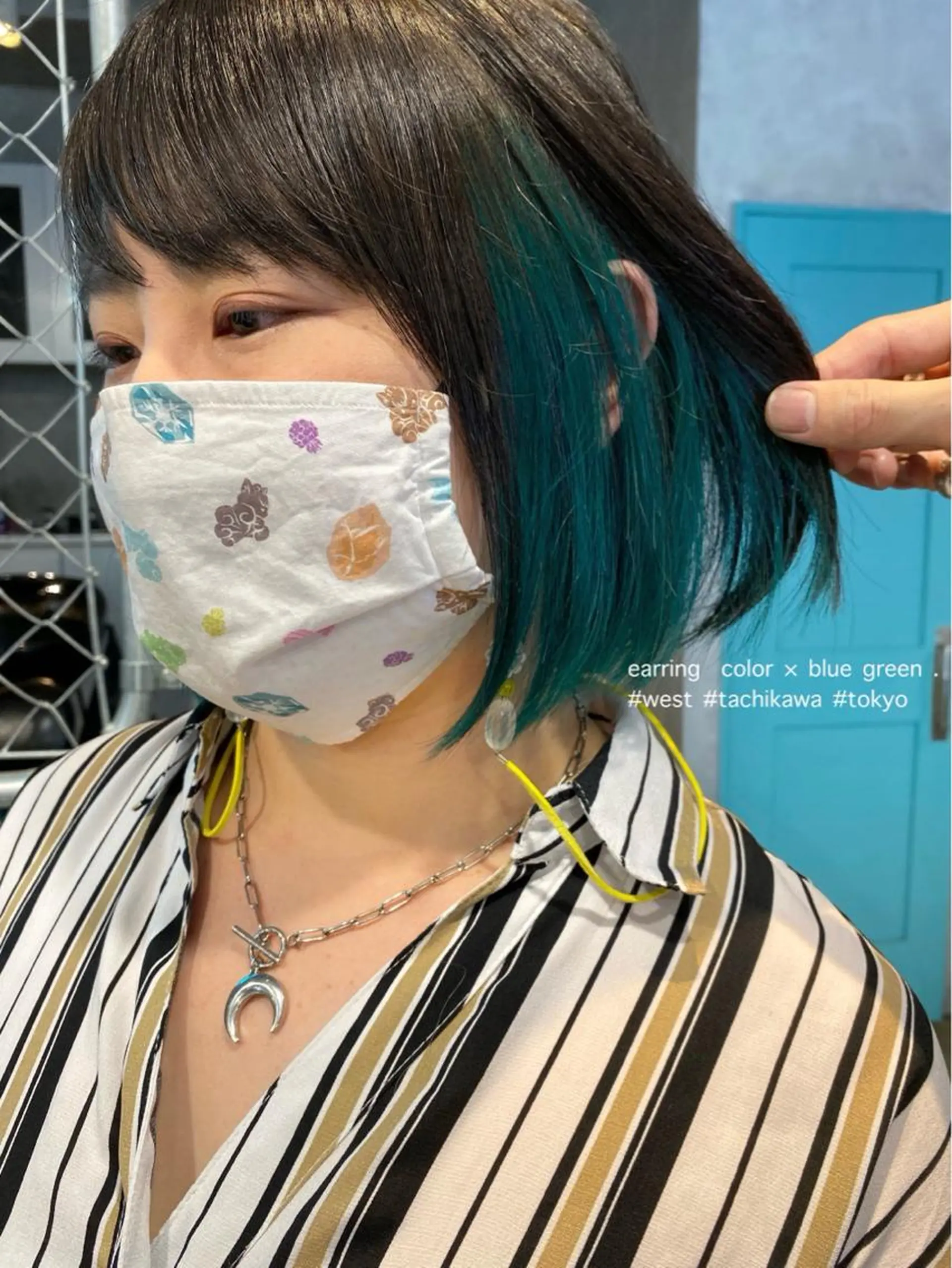 ショート カラー ワンレンボブ ブルーカラー イヤリングカラー インナーカラー ボブ 竹嶌 健吾のヘアスタイル