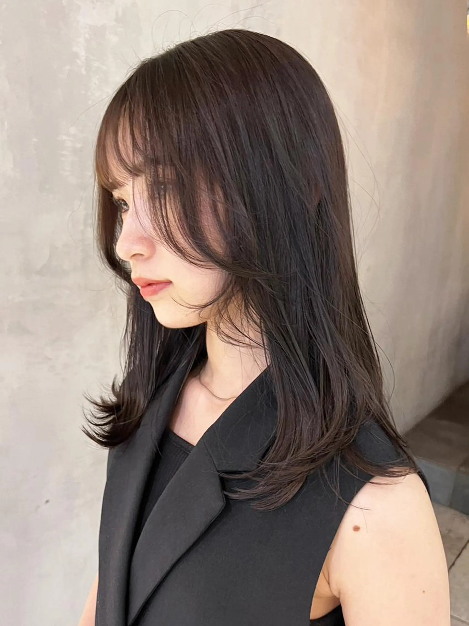 セミロング カラー グレージュ ラベンダーカラー ラベンダーグレージュ ラベンダーグレー ITbyALBUM 中野店のヘアスタイル