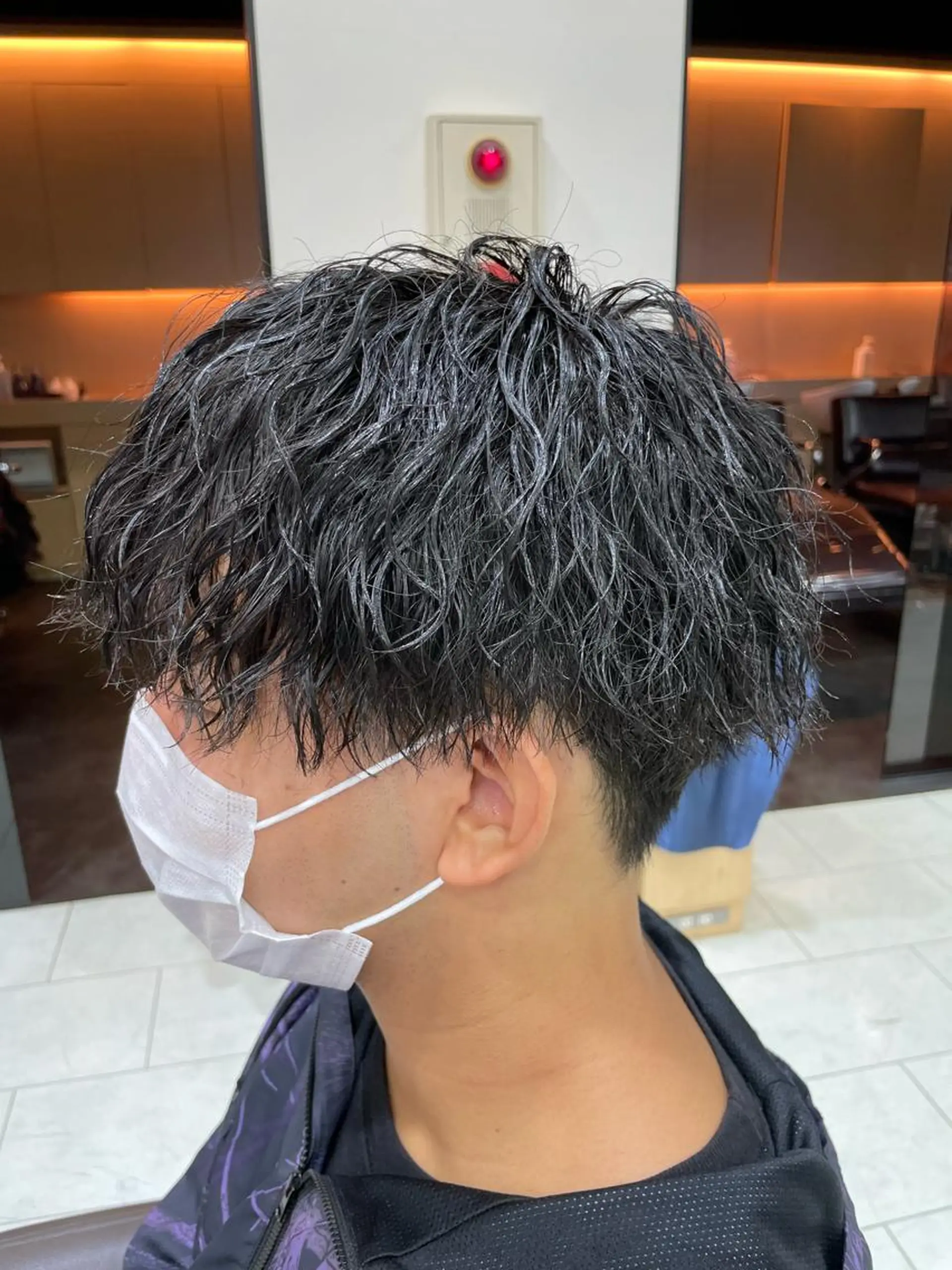 パーマ メンズ ウルフ/センタ- パート【ナナミ】のヘアスタイル