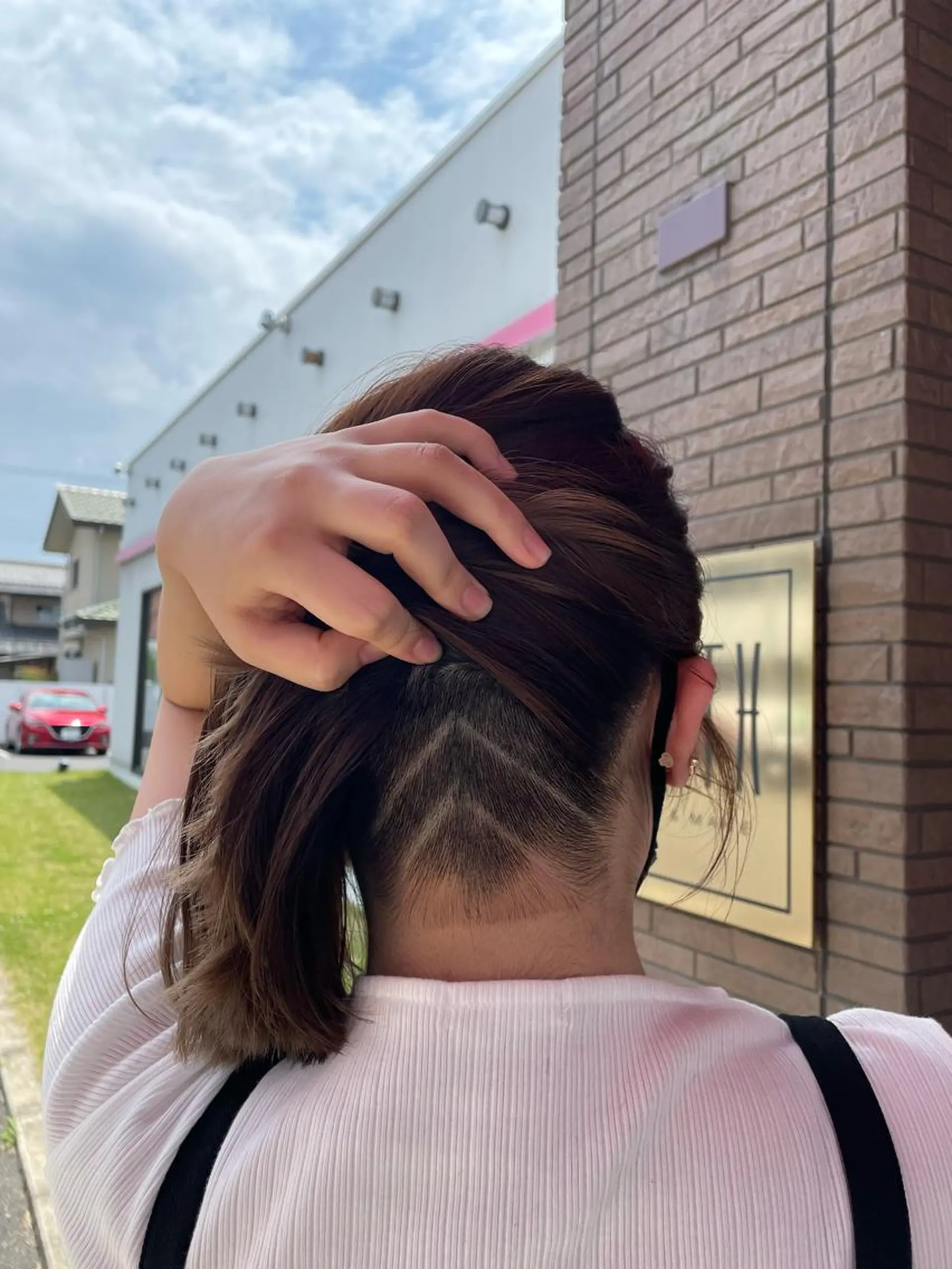 ミディアム 石坂 瀬音のヘアスタイル