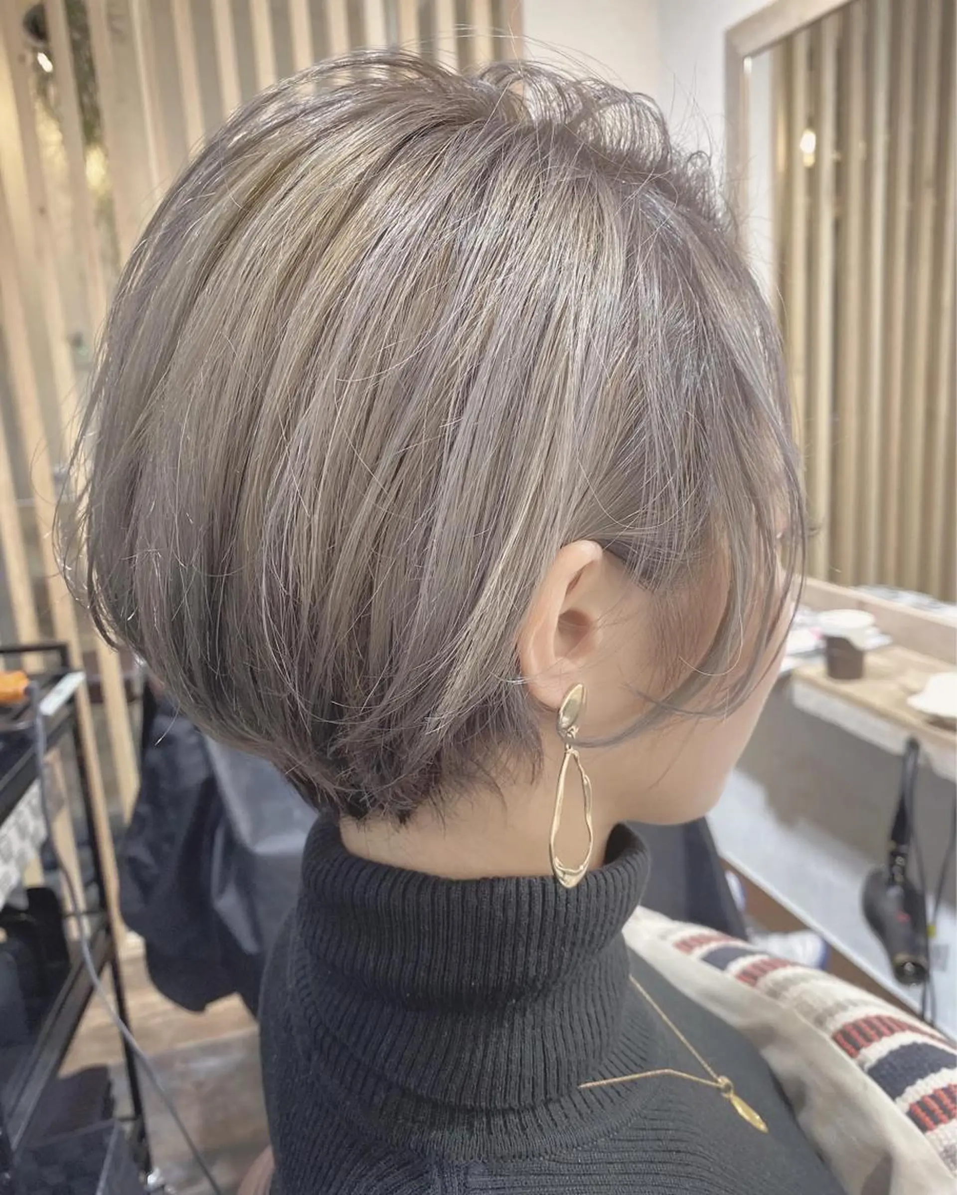 ショート カラー カット トリートメント ヘッドスパ 🌈ショート/レイヤ ーカット/中村崇宏のヘアスタイル