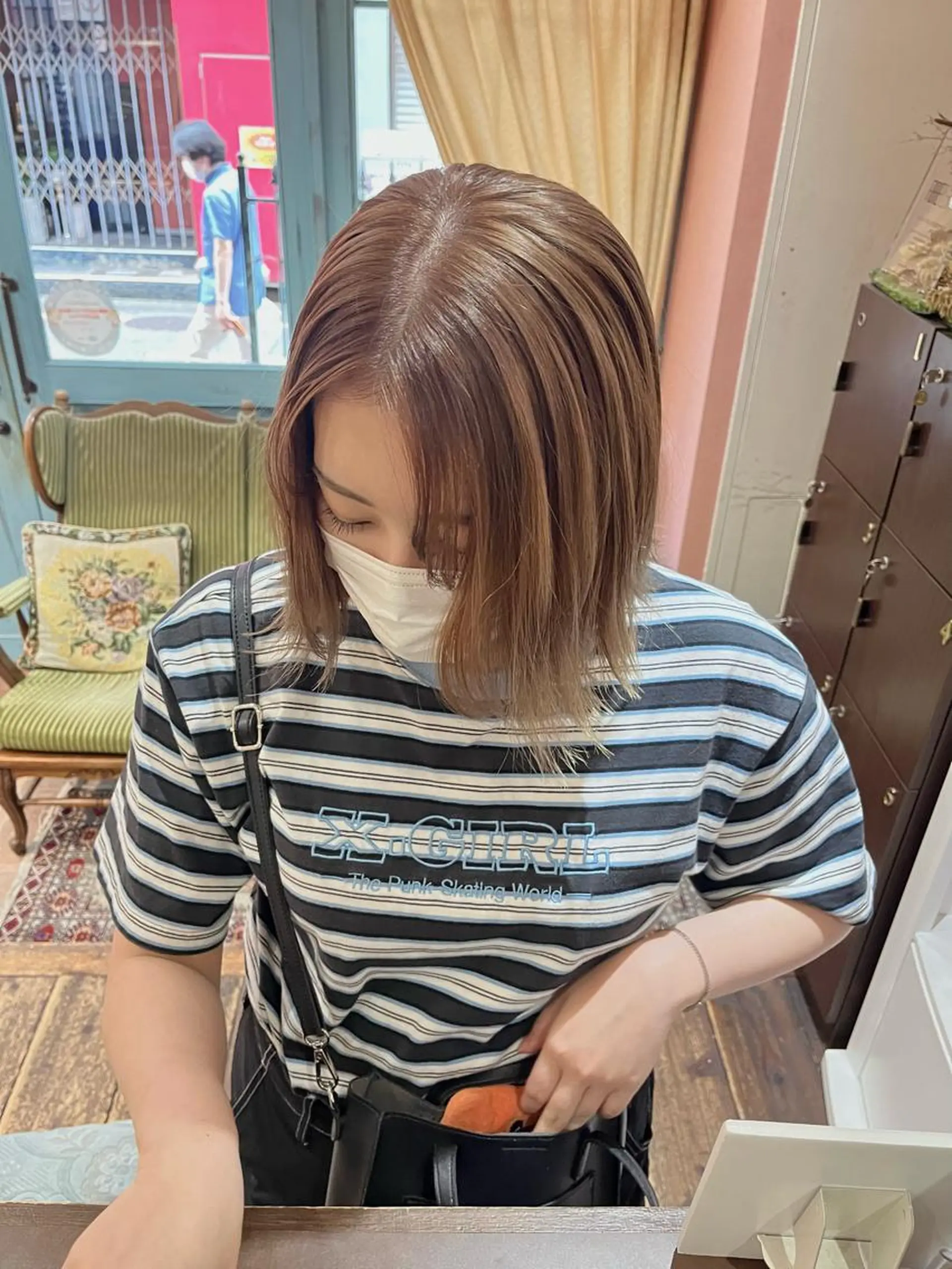 ミディアム カラー rotika by Doll hair所属・RYOKA 心斎橋美容室のヘアスタイル