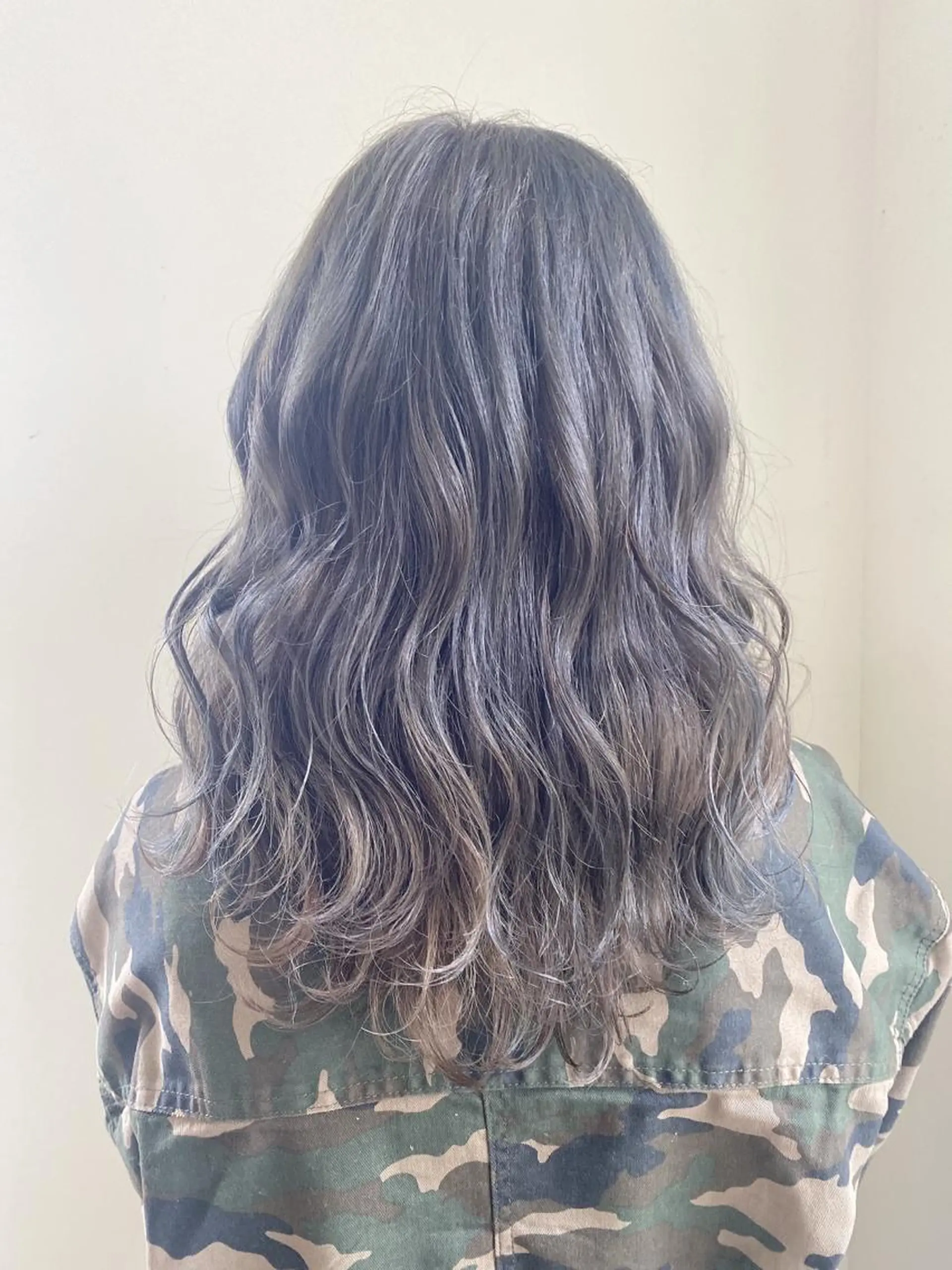 ミディアム カラー ヘアアレンジ ブリーチ Gemini MISAKIのヘアスタイル