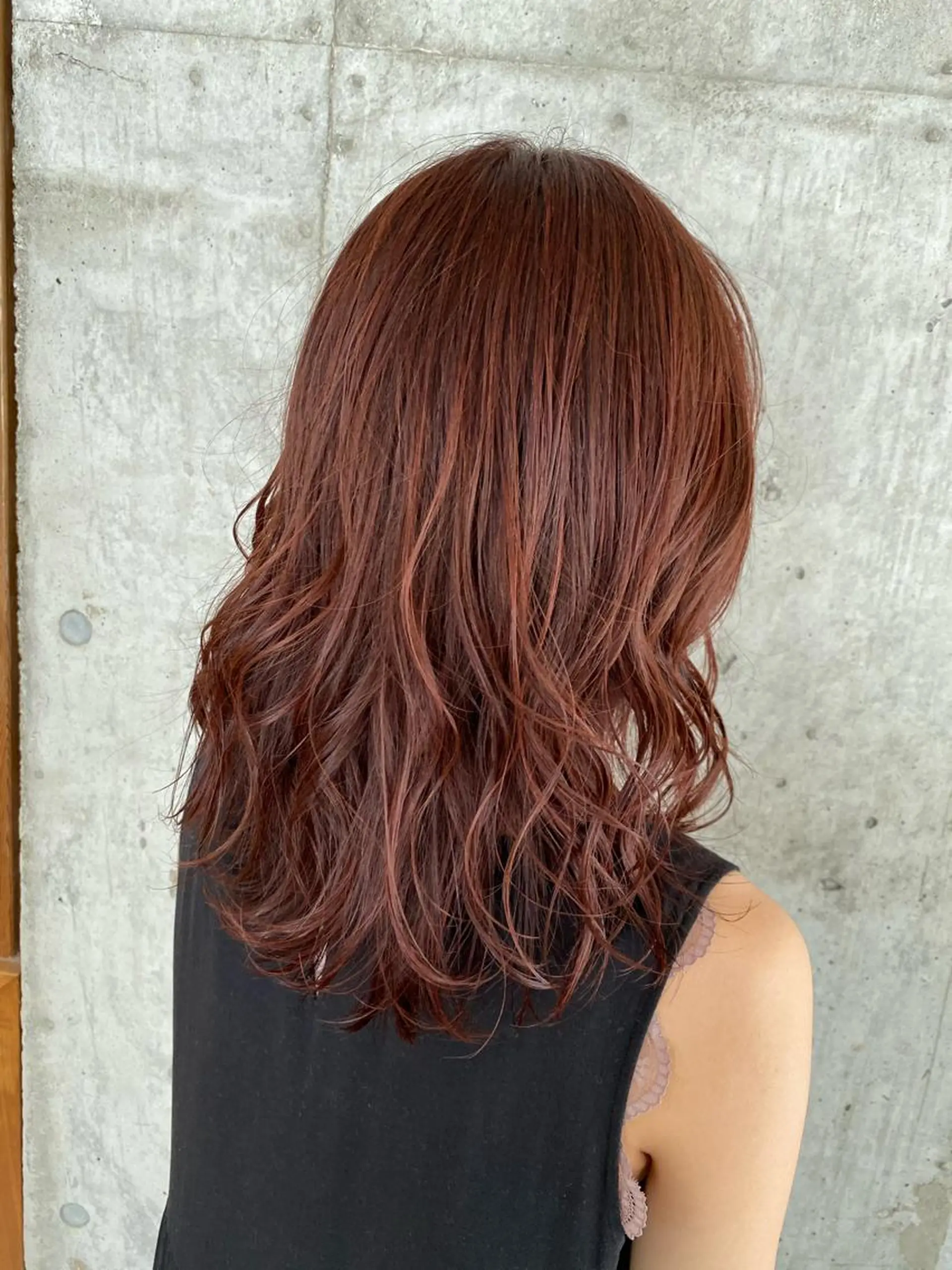 セミロング レイヤーカット🫧 ／ブリーチ✨TOWAのヘアスタイル