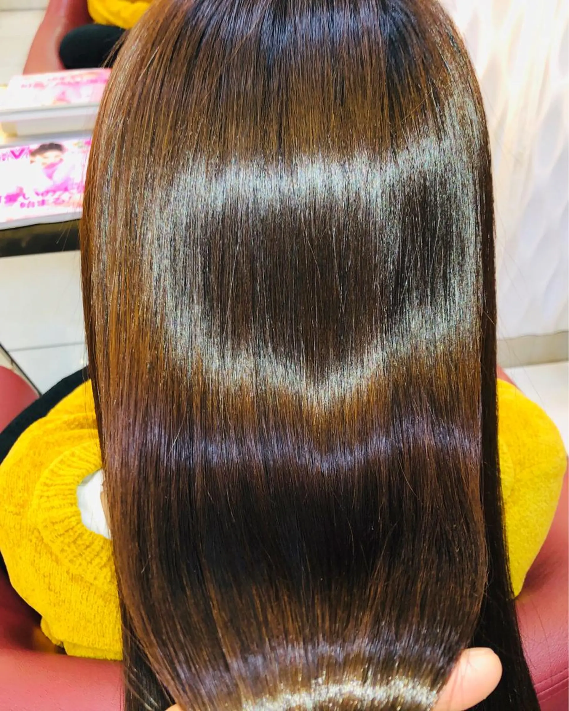 セミロング トリートメント カット 縮毛矯正 山口 篤志のヘアスタイル
