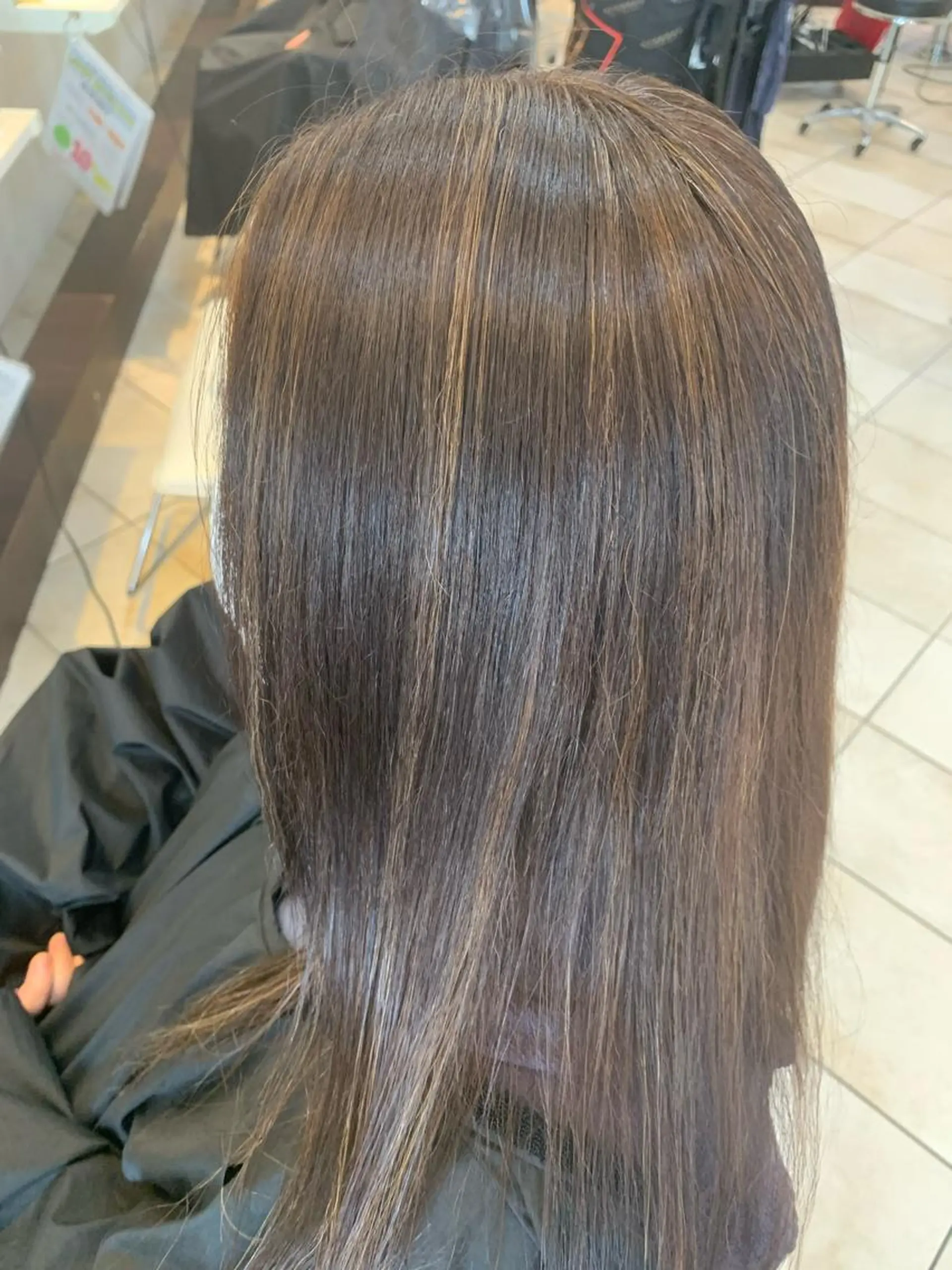 カラー 中谷 大介のヘアスタイル