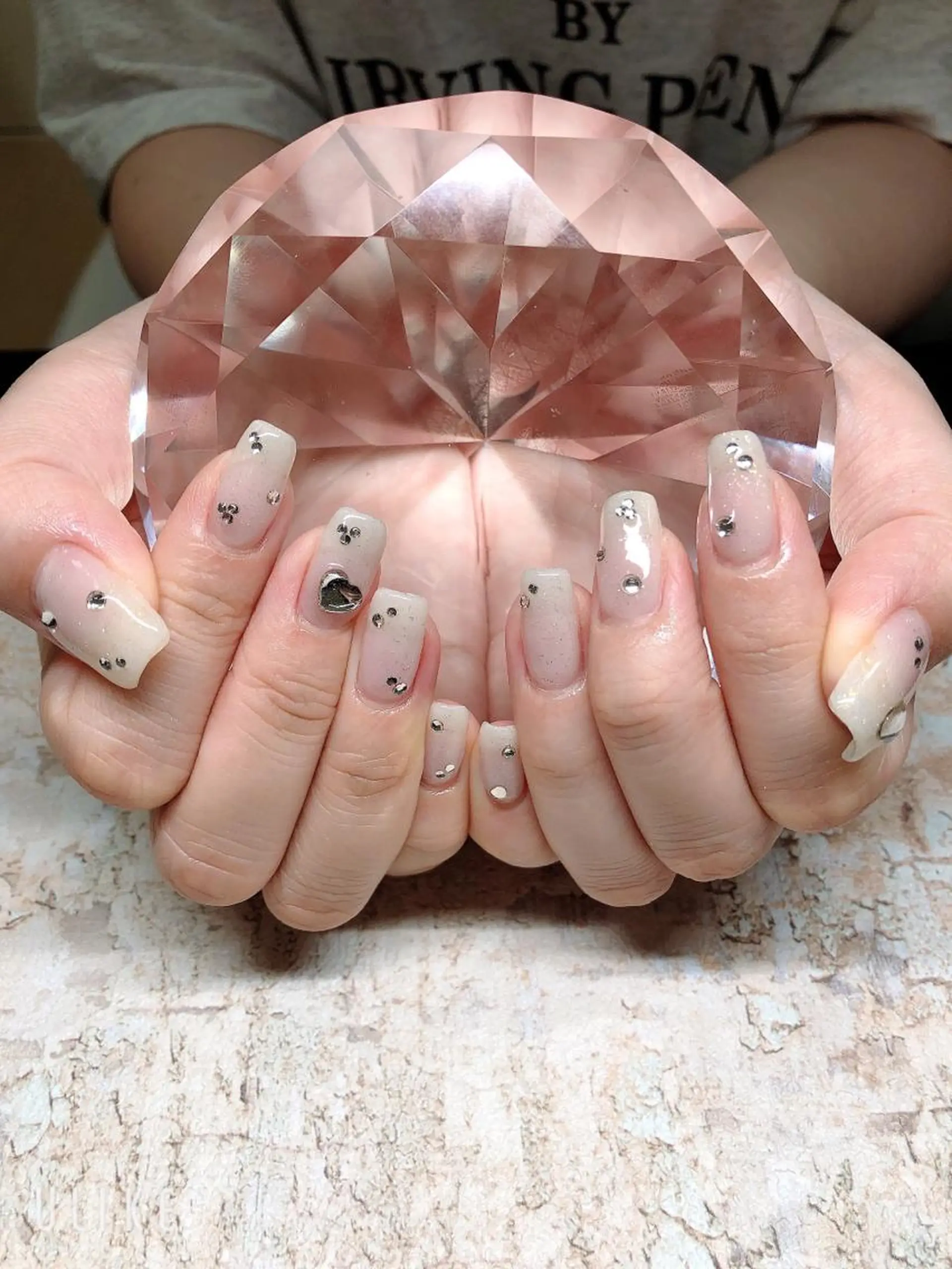 ネイル アートネイル フレンチネイル ジェルネイル グラデーション 韓国ネイル Nail room Bimano所属・Bimano seica♡+°のネイルデザイン