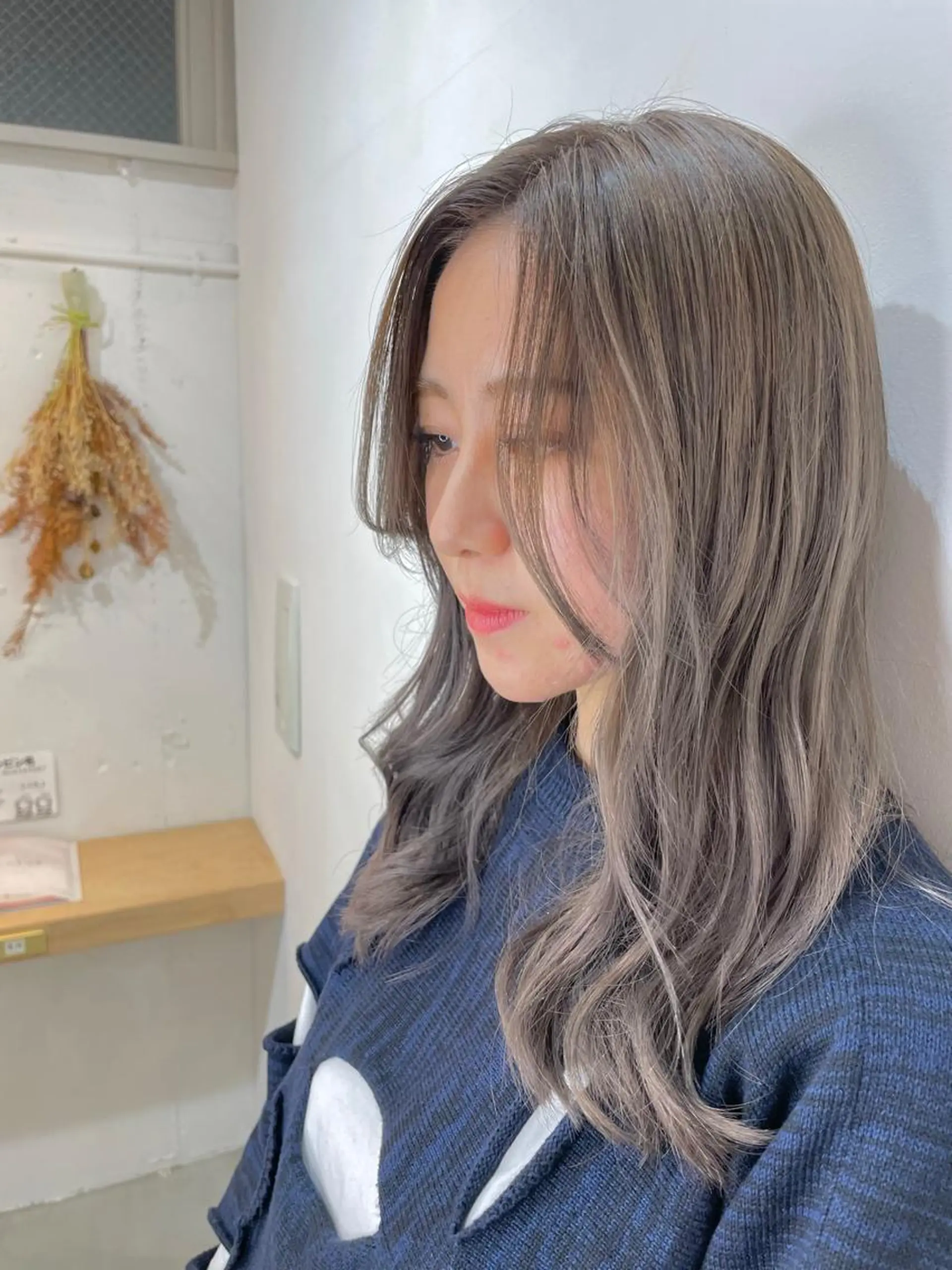 ロング カラー ヘアカラー トリートメント 新宿ケアブリーチ 稲垣颯太のヘアスタイル
