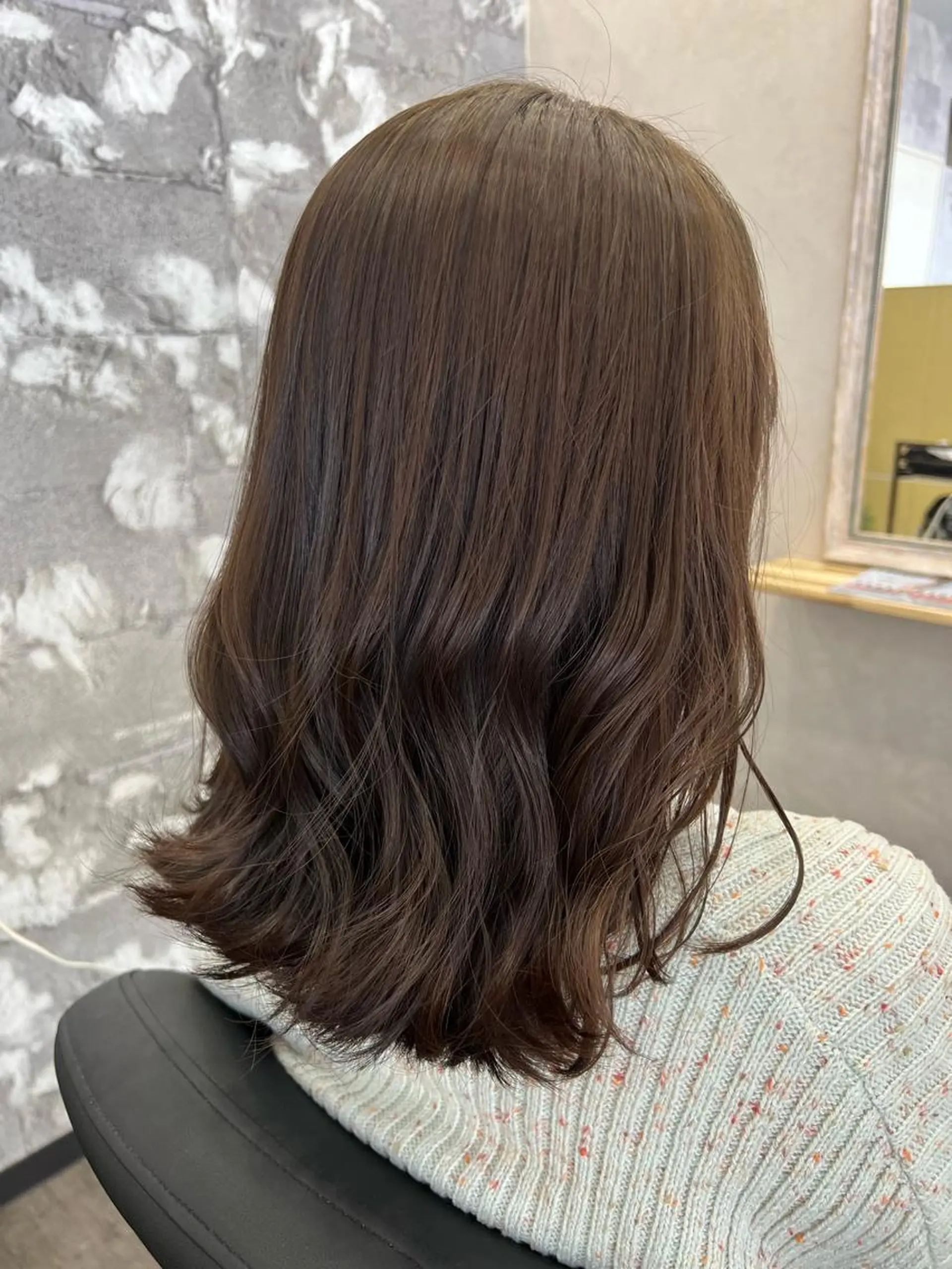 セミロング 髪質改善カラー🎀 アイブロウ✨麗華のヘアスタイル