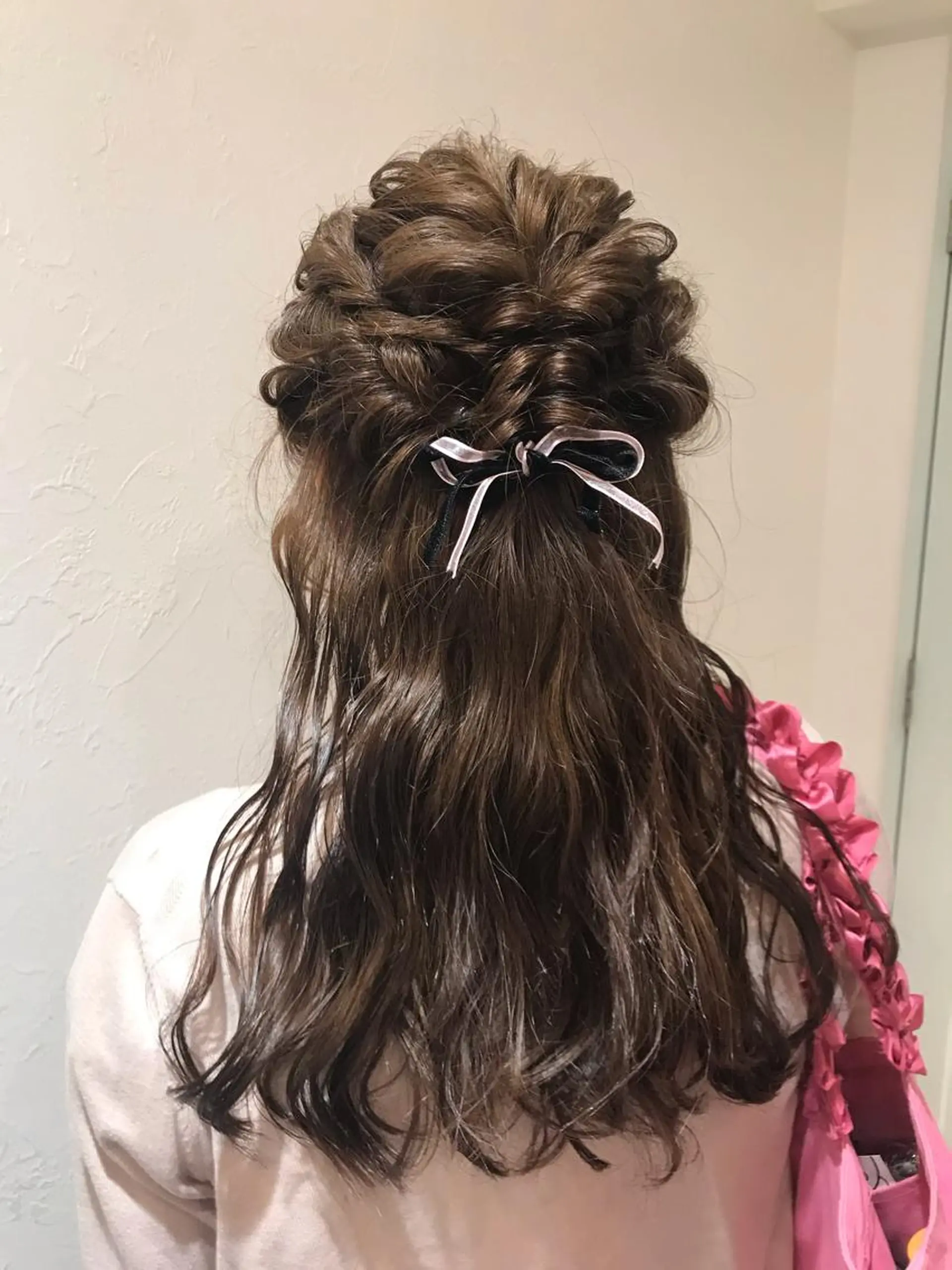 ヘアアレンジ ハーフアップ ブリーチなしカラー ダブルカラーエクステのヘアスタイル