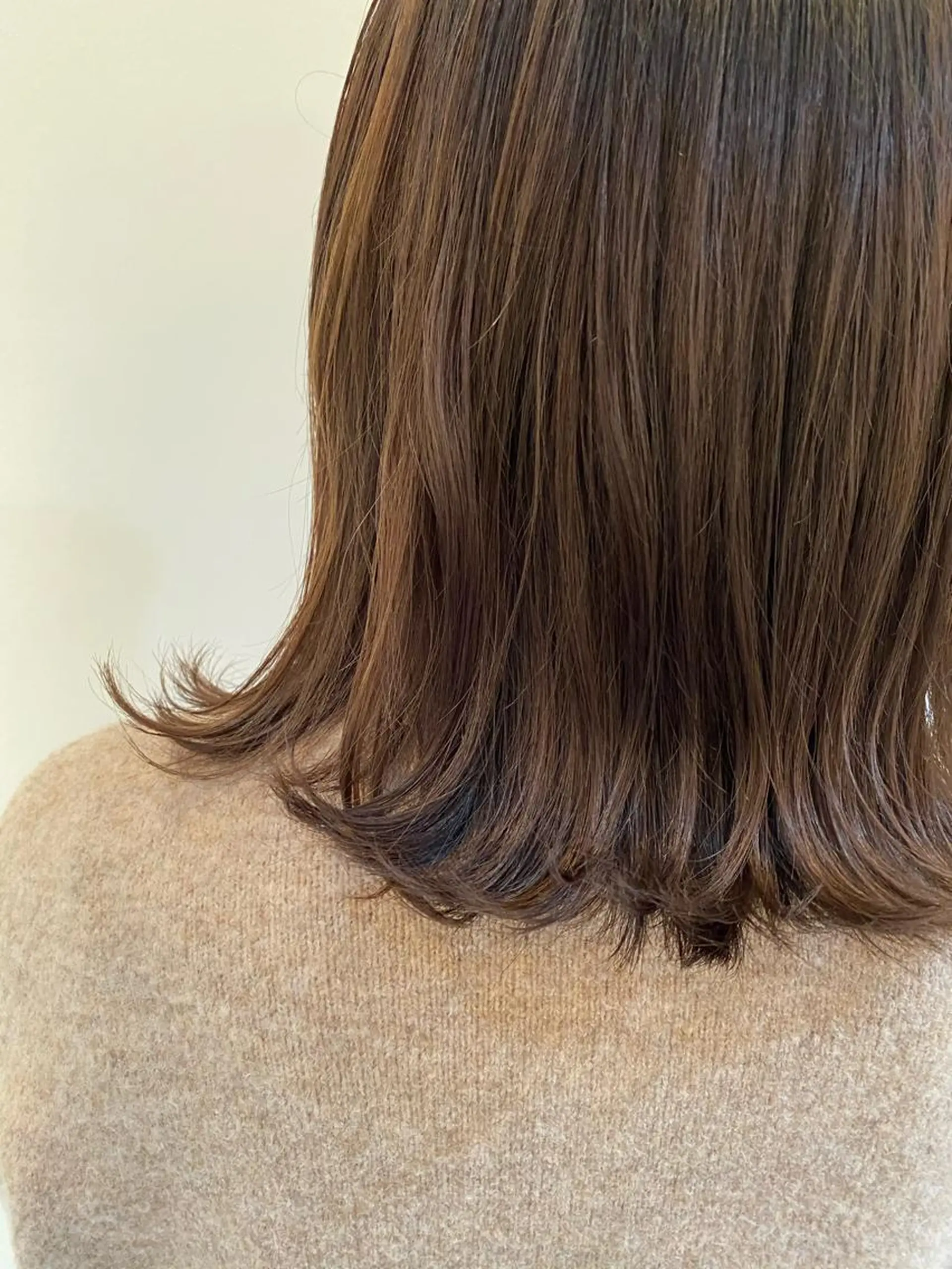 ミディアム カラー Tomoka🐶🌟 似合わせカット✂︎のヘアスタイル