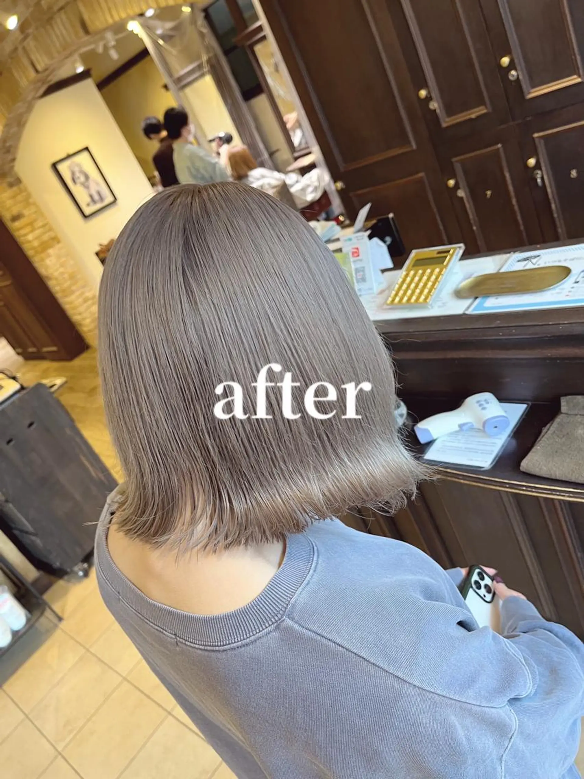 ミディアム ヘアカラー 🧡ミルクティー/ レイヤー🧡ショウナのヘアスタイル