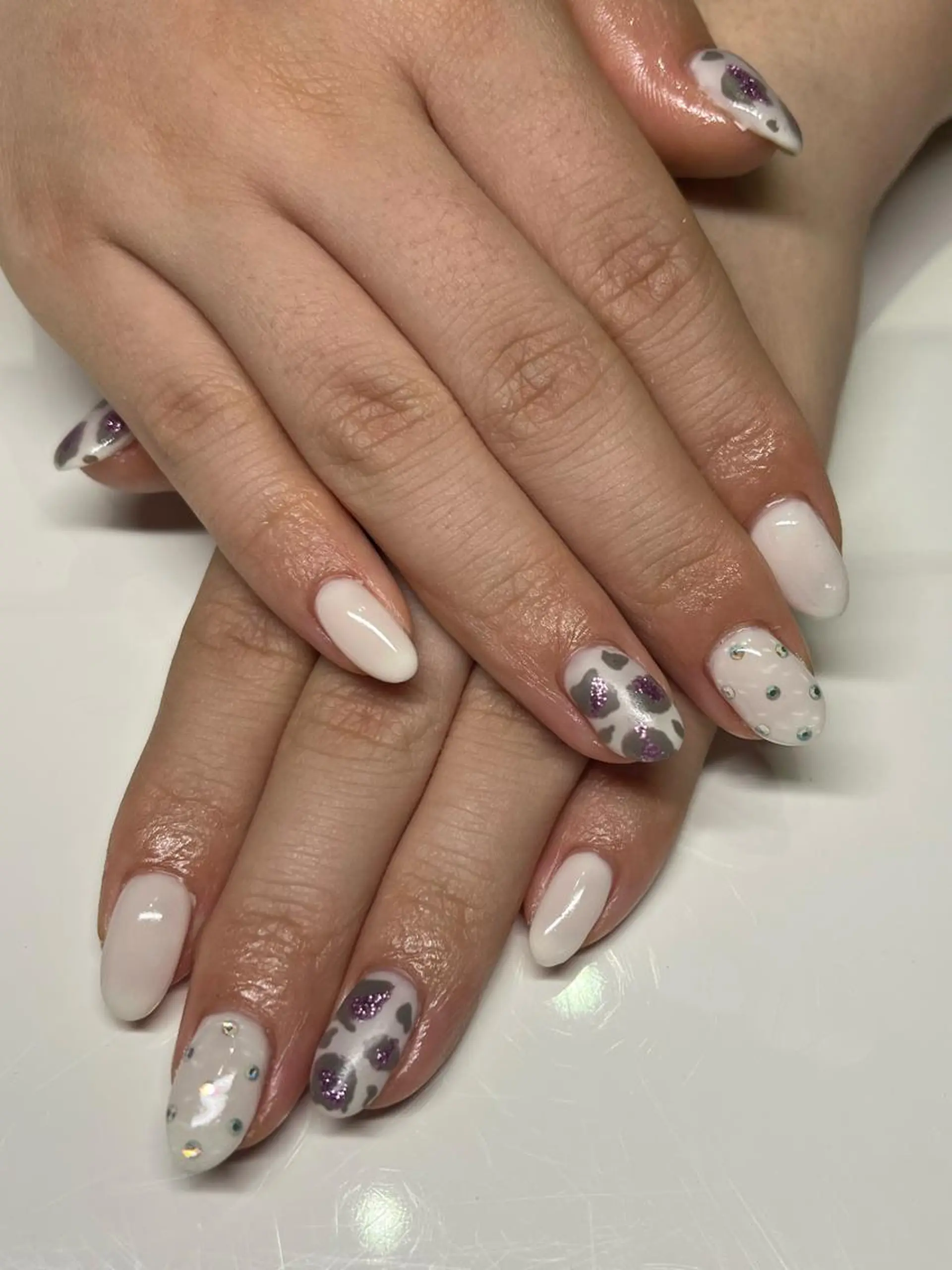 ネイル アートネイル ストーンネイル Ribbon佐野店 小泉のネイルデザイン