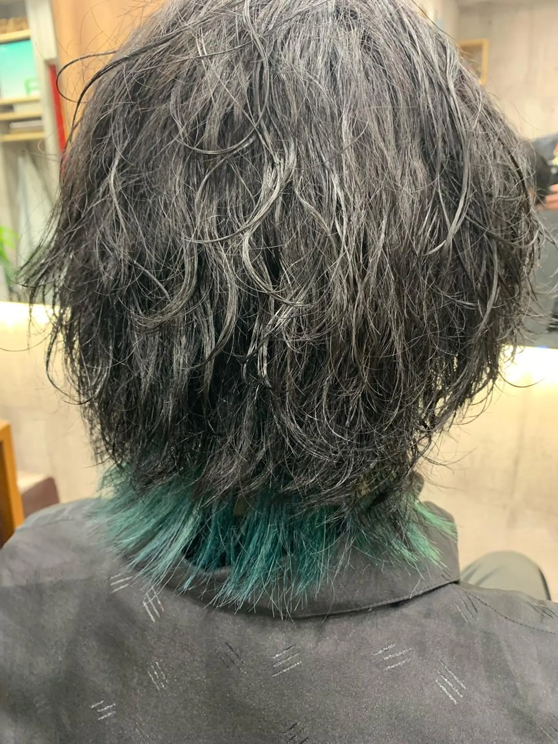 ショート カラー バレイヤージュ ブリーチ ケアブリーチ ダブルカラー イヤリングカラー ヘアカラー memento 斎藤大覚のヘアスタイル
