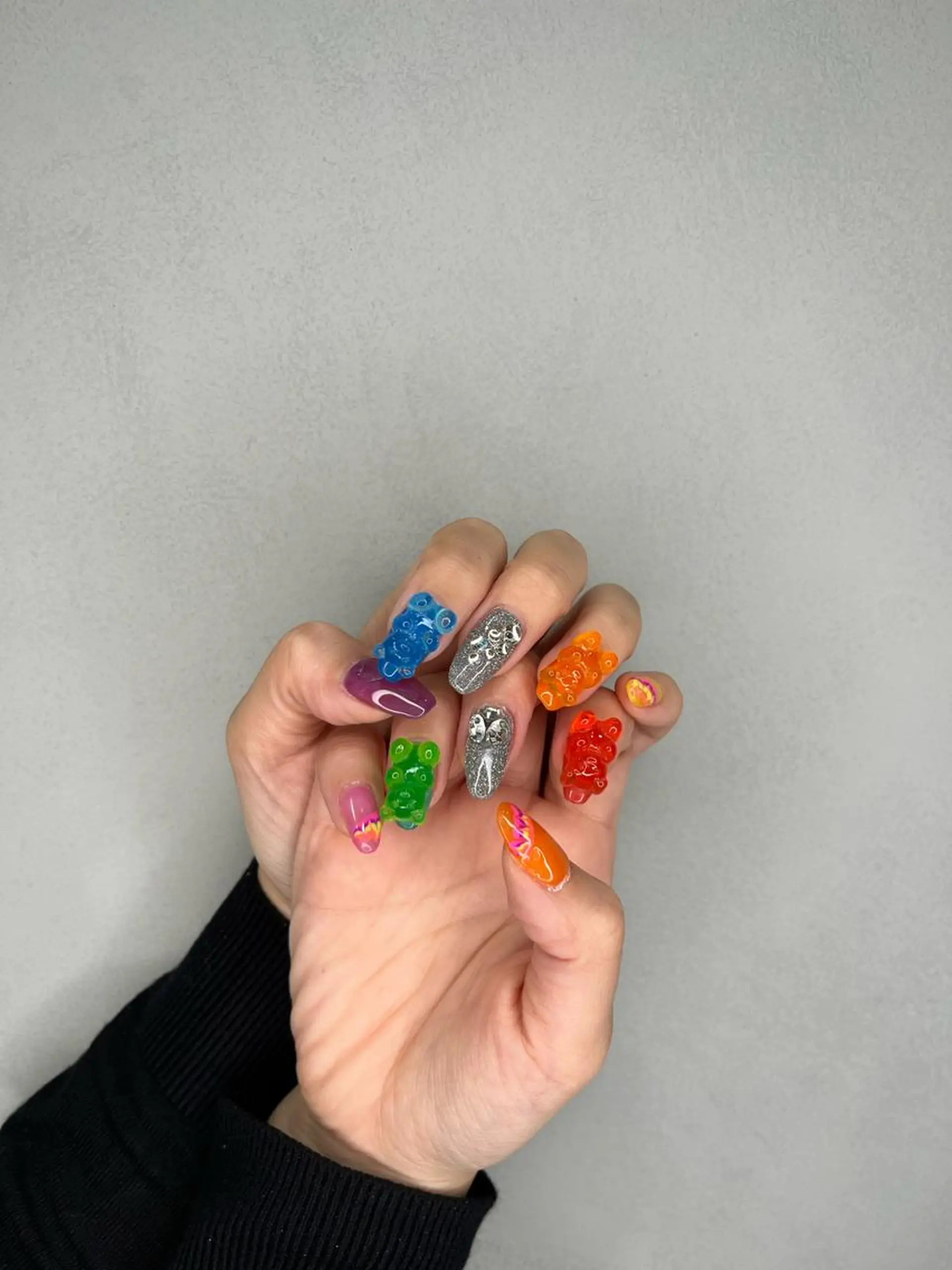 ネイル フラッシュネイル フットネイル ラメ(グリッター) ラメグラデーション ワンカラーネイル beautysalonLino所属・ネイルサロン ⭐︎Linoのその他イメージ