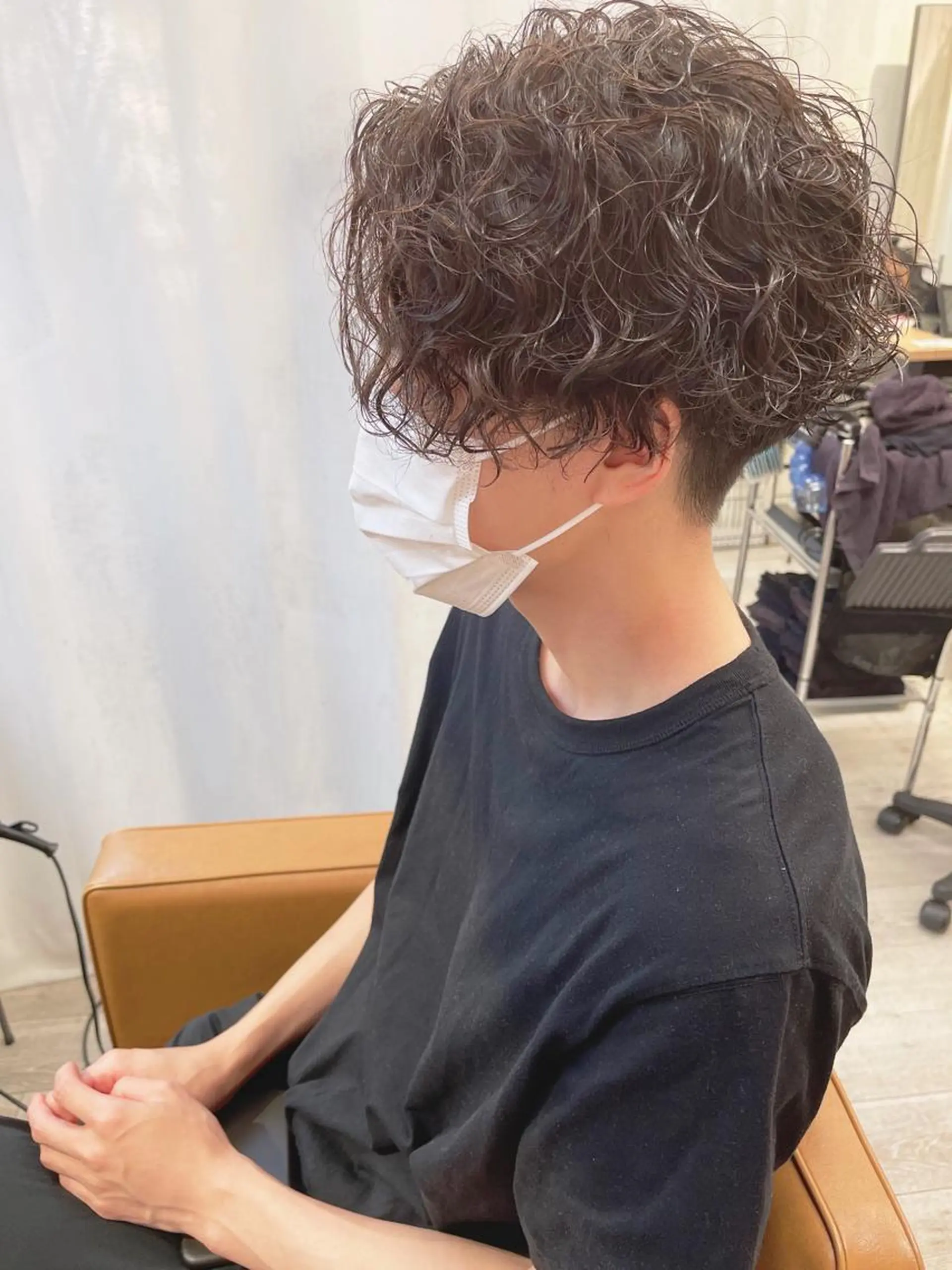 ミディアム パーマ メンズ ミディアムパーマ メンズパーマ スパイラルパーマ カット パーマ トリートメント メンズ専門 Stylist吉川のヘアスタイル