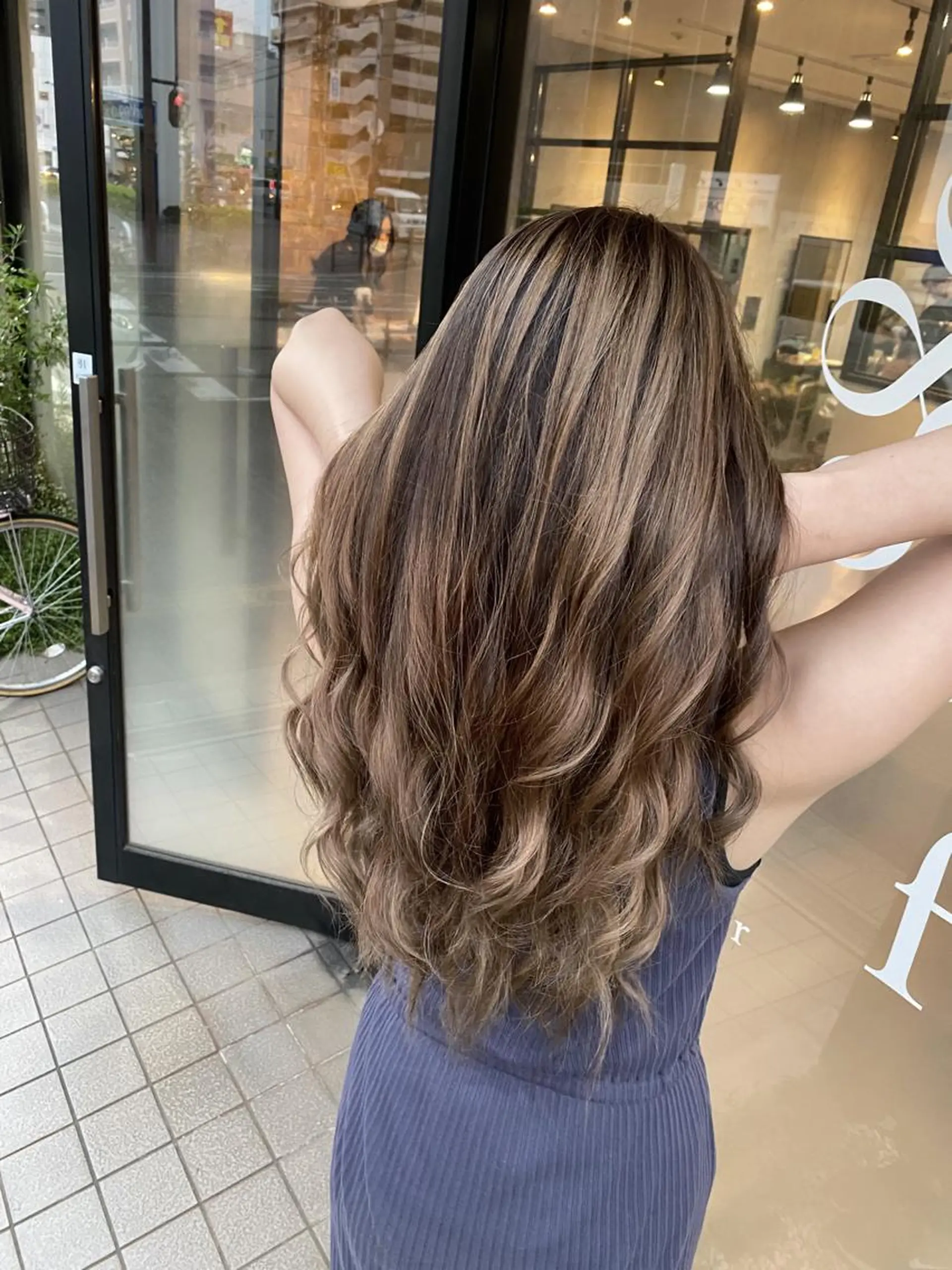 ロング カラー ヘアアレンジ カット ヘアカラー トリートメント Belle hair Design青野大貴のヘアスタイル