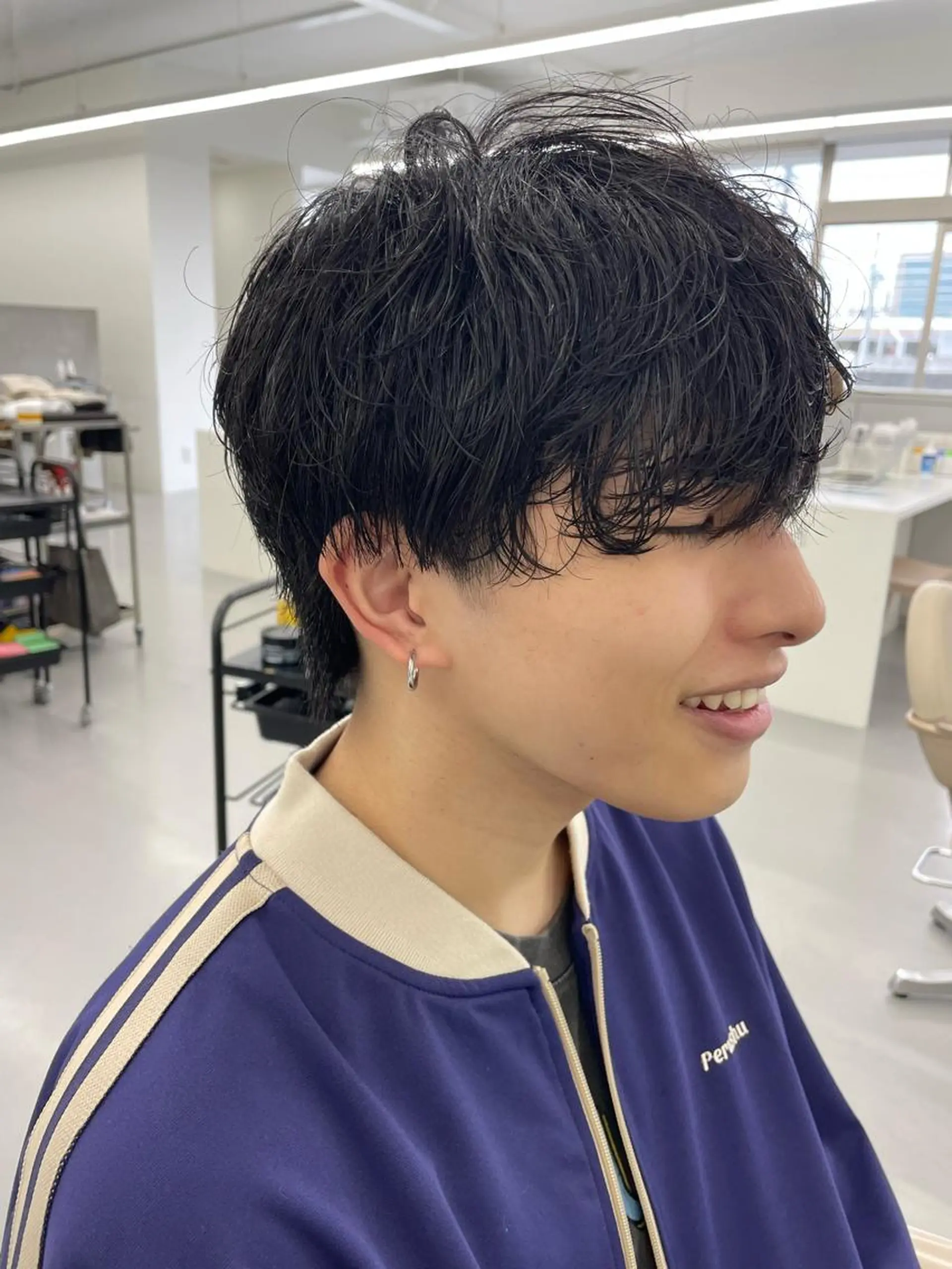 パーマ メンズ メンズパーマ メンズウルフカット ウルフカット 錦 茉李のヘアスタイル