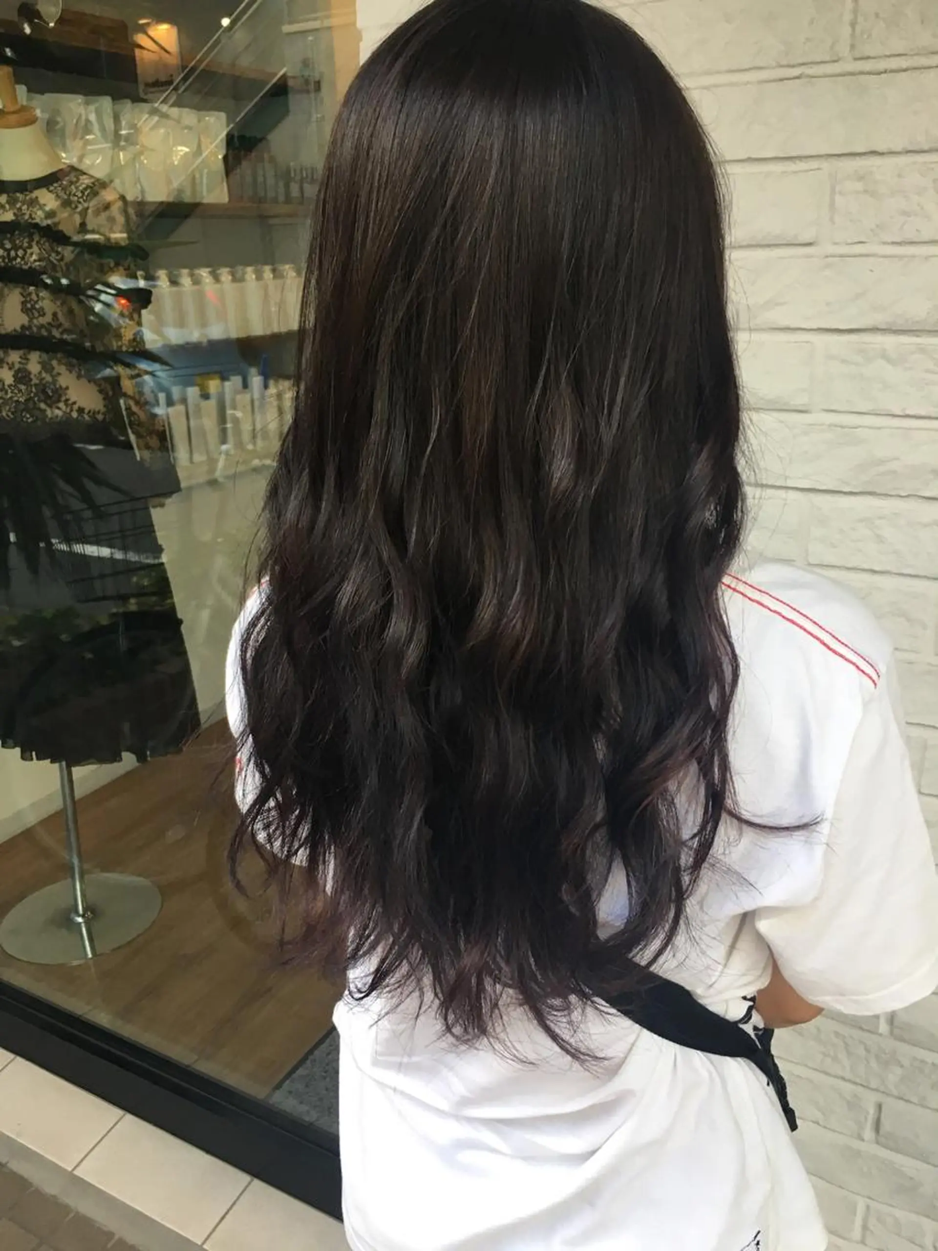 ロング カラー アッシュ パープルカラー 新井 友菜のヘアスタイル