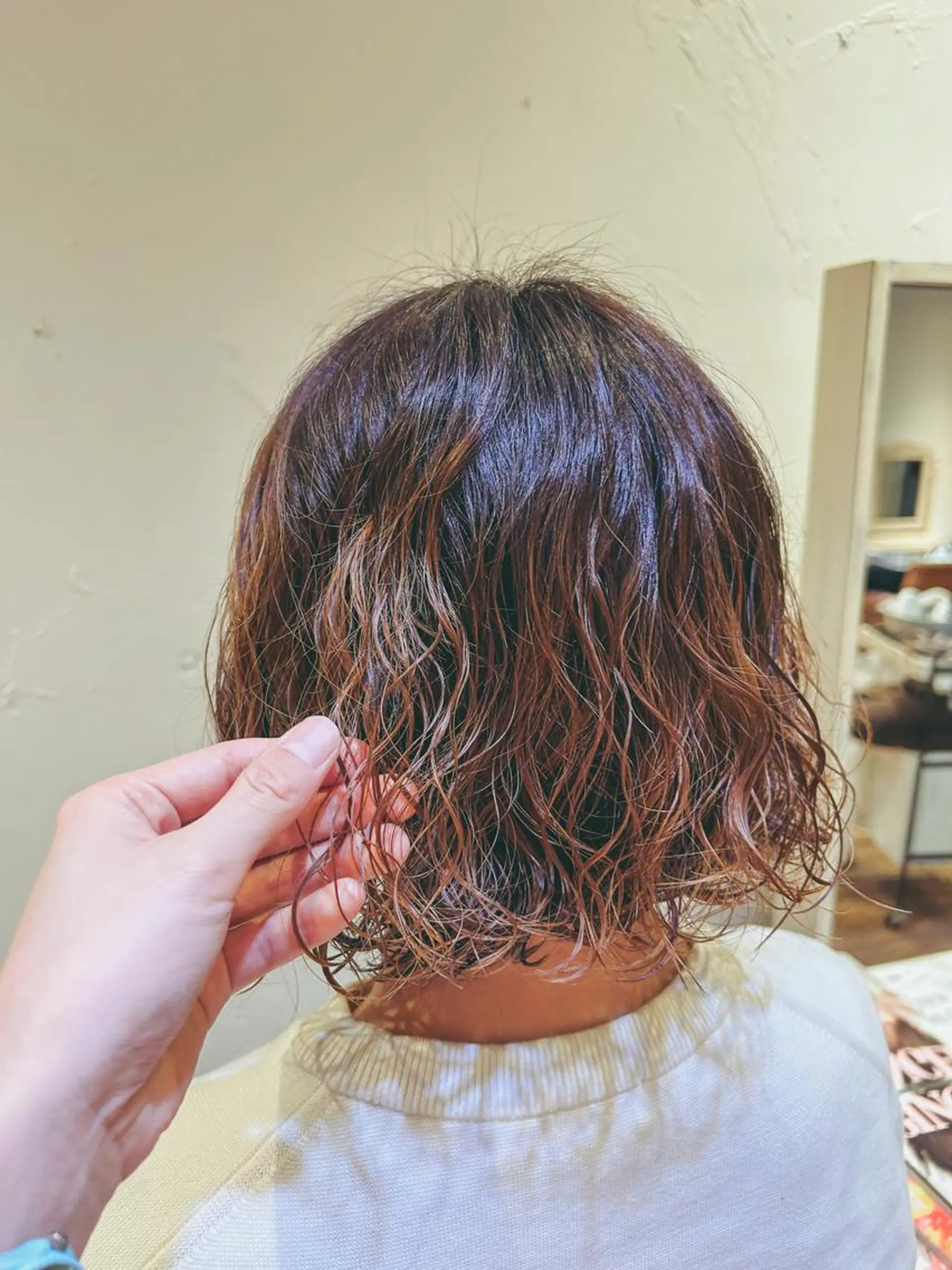 ミディアム パーマ Lilly所属・成田 智彩のヘアスタイル